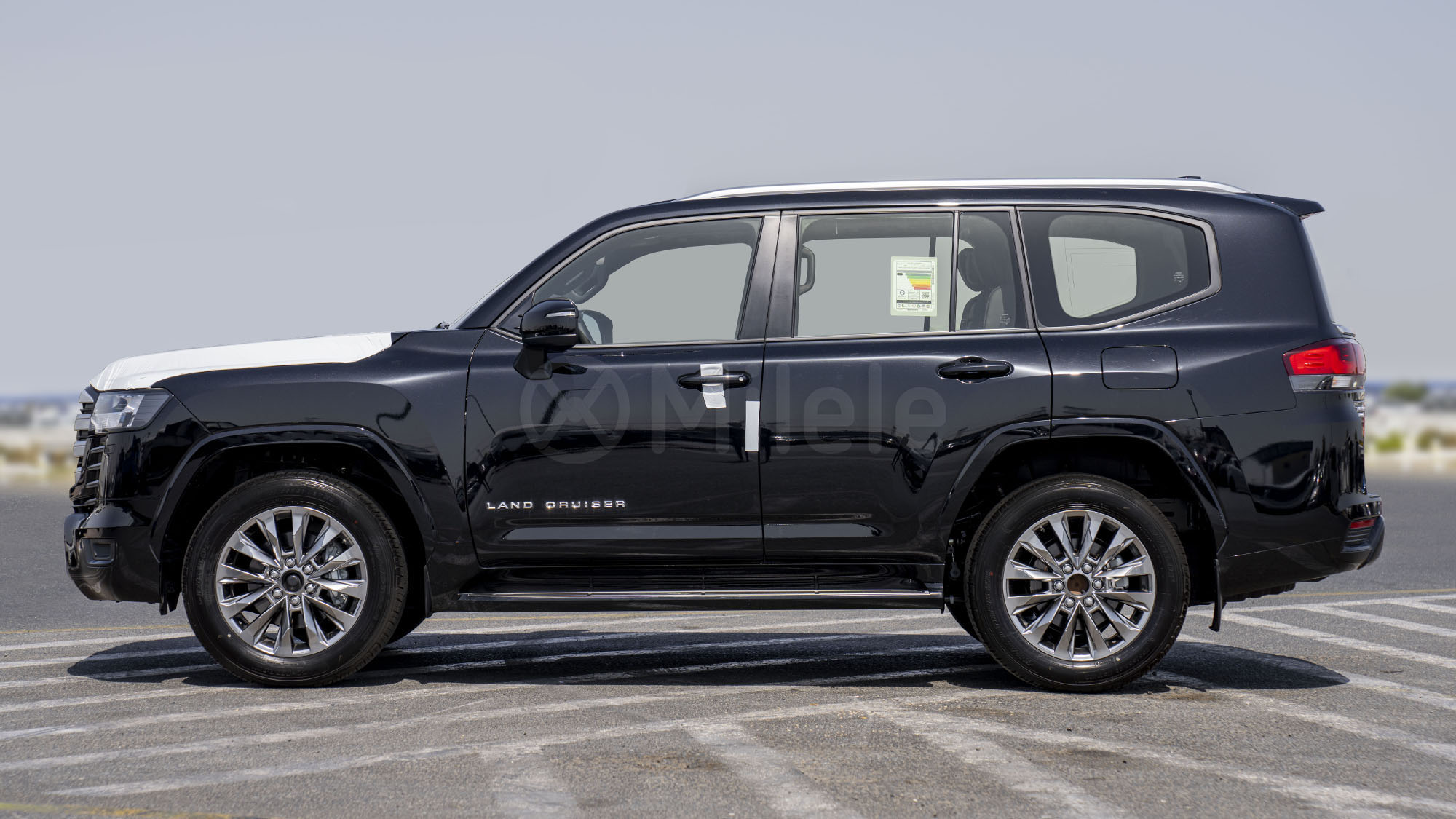 
(LHD) TOYOTA LC300 GXR 3.3D AT MY2025 – BLACK full									