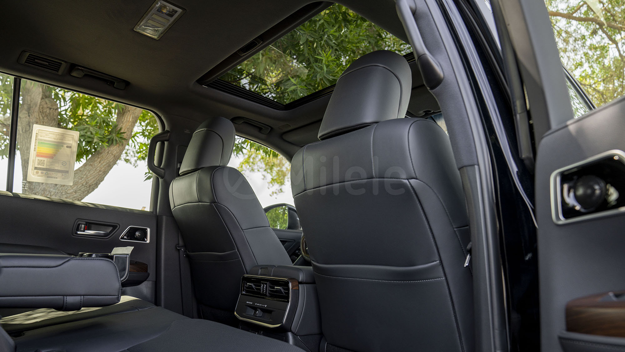 
(LHD) TOYOTA LC300 GXR 3.3D AT MY2025 – BLACK full									