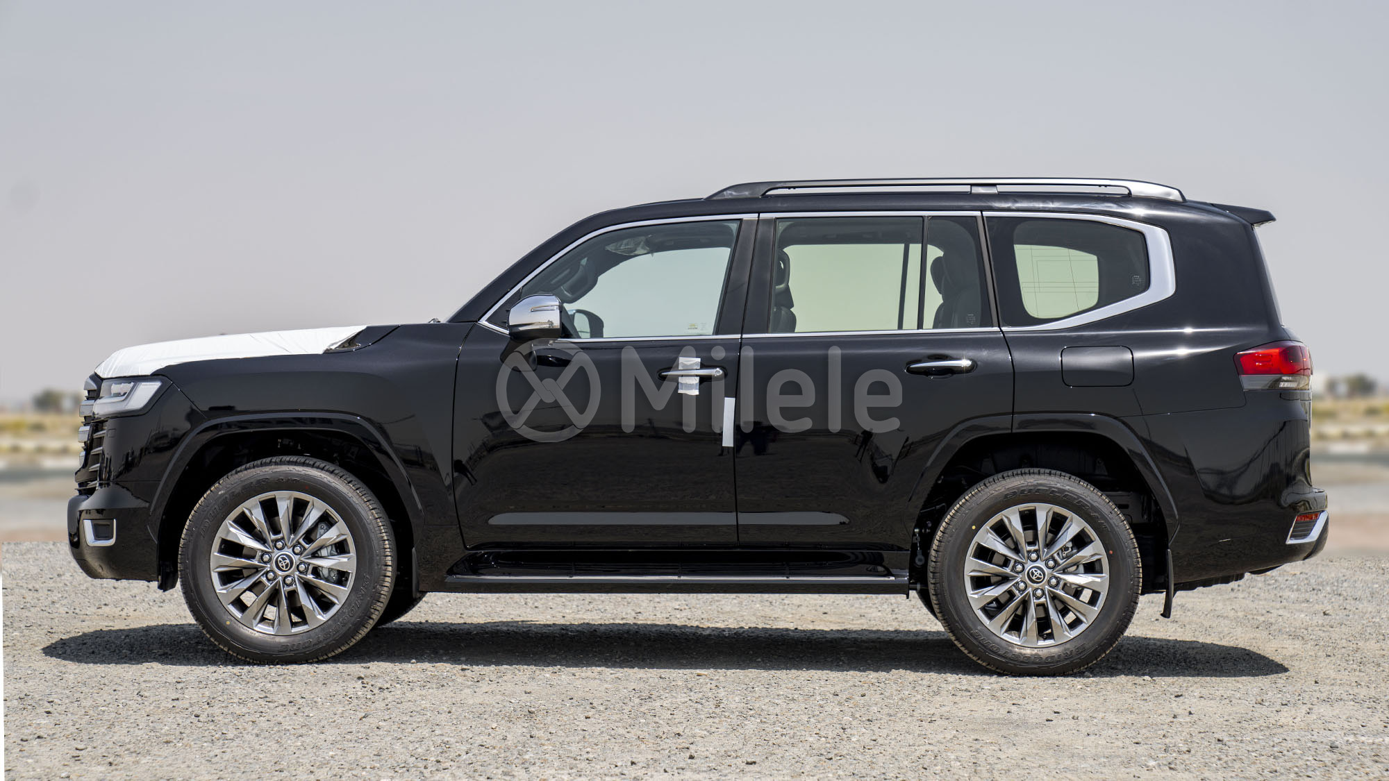 
(LHD) TOYOTA LC300 VX 3.5P AT MY2025 – BLACK full									