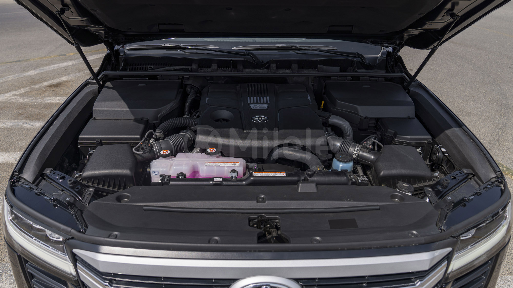 
								(LHD) TOYOTA LC300 VX 3.5P AT AWD MY2025 – ATTITUDE BLACK full									
