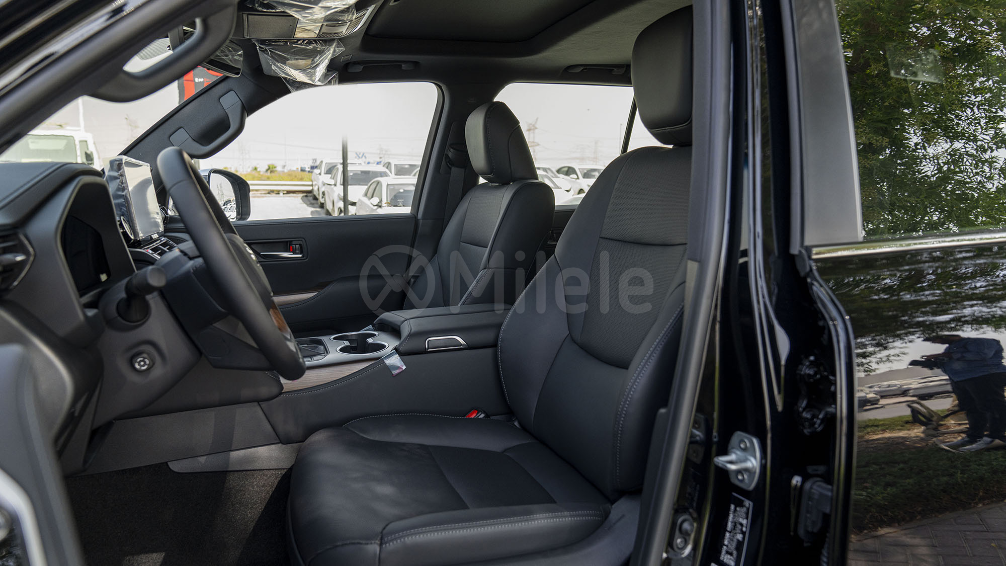 
								(LHD) TOYOTA LC300 VX 3.5P AT AWD MY2025 – ATTITUDE BLACK full									