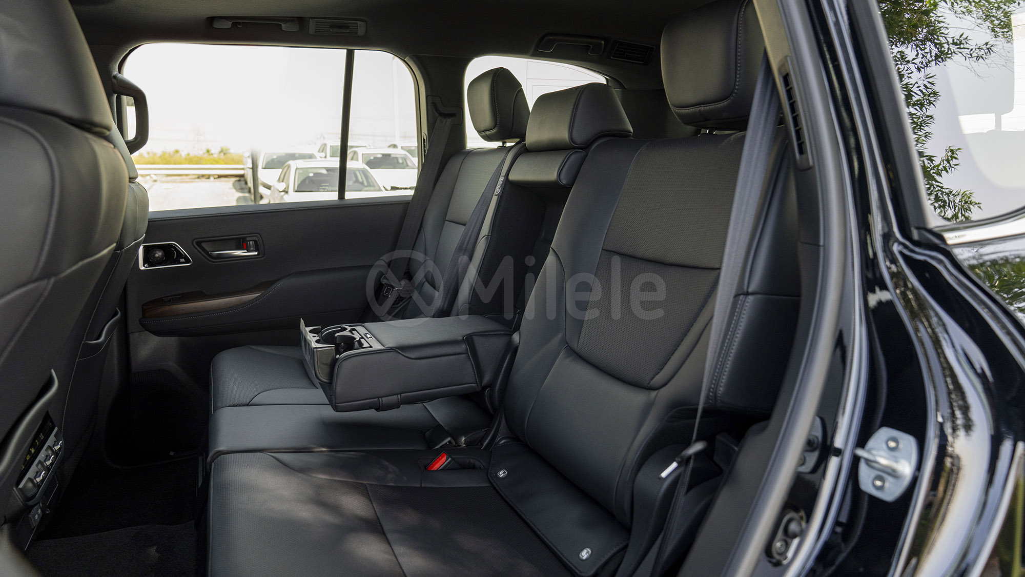 
								(LHD) TOYOTA LC300 VX 3.5P AT AWD MY2025 – ATTITUDE BLACK full									
