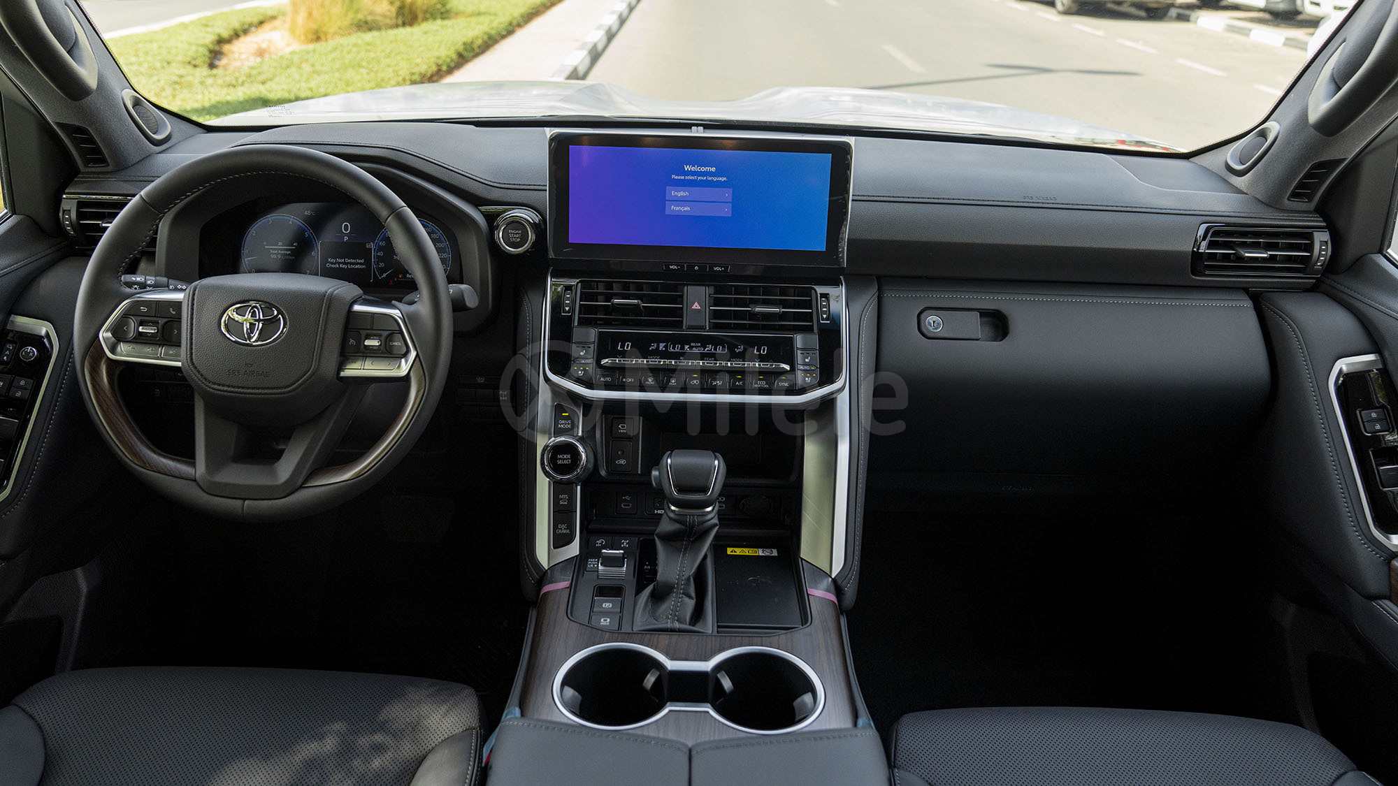 
								(LHD) TOYOTA LC300 VX 3.5P AT AWD MY2025 – ATTITUDE BLACK full									