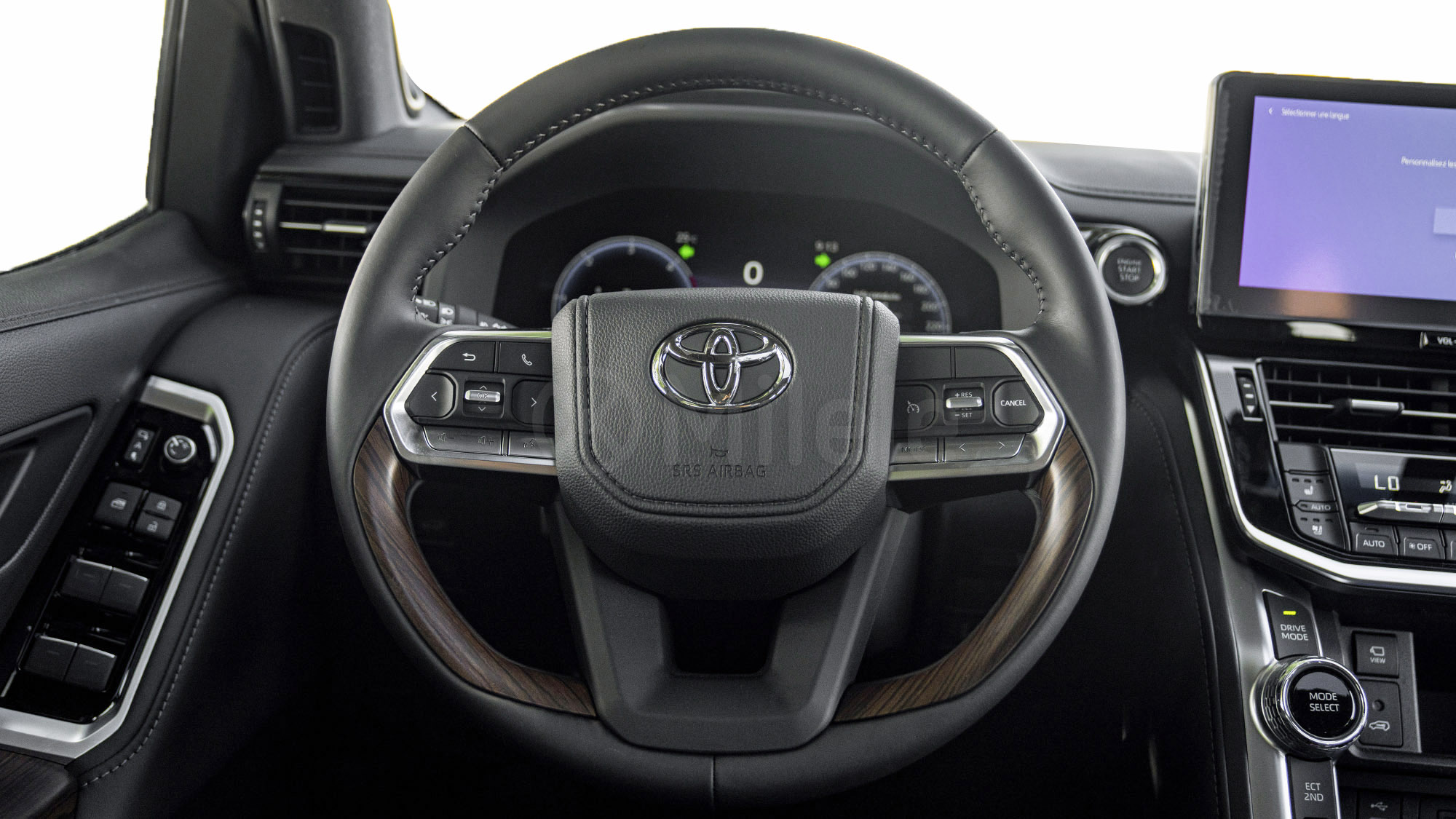 
								(LHD) TOYOTA LC300 VX 3.5P AT MY2026 – ATTITUDE BLACK full									