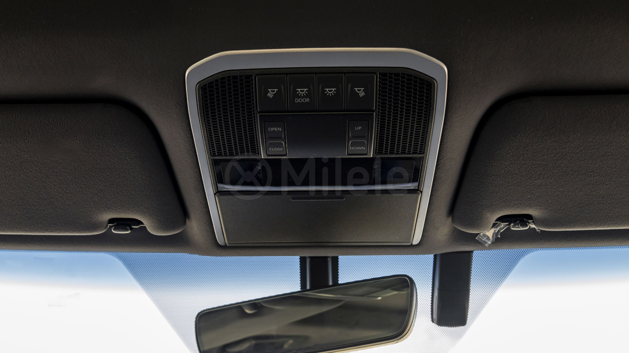 
								(LHD) TOYOTA LC300 VX 3.5P AT MY2026 – ATTITUDE BLACK full									