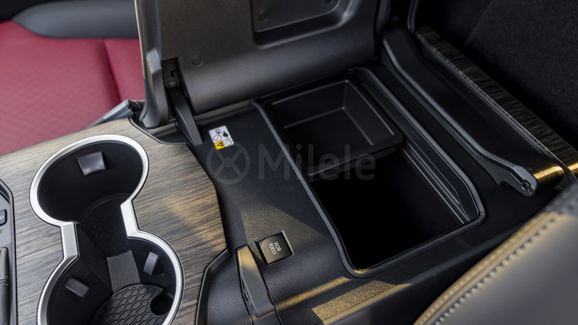 
								(LHD) TOYOTA LC300 VXR 3.5P AT MY2026 – BLACK full									