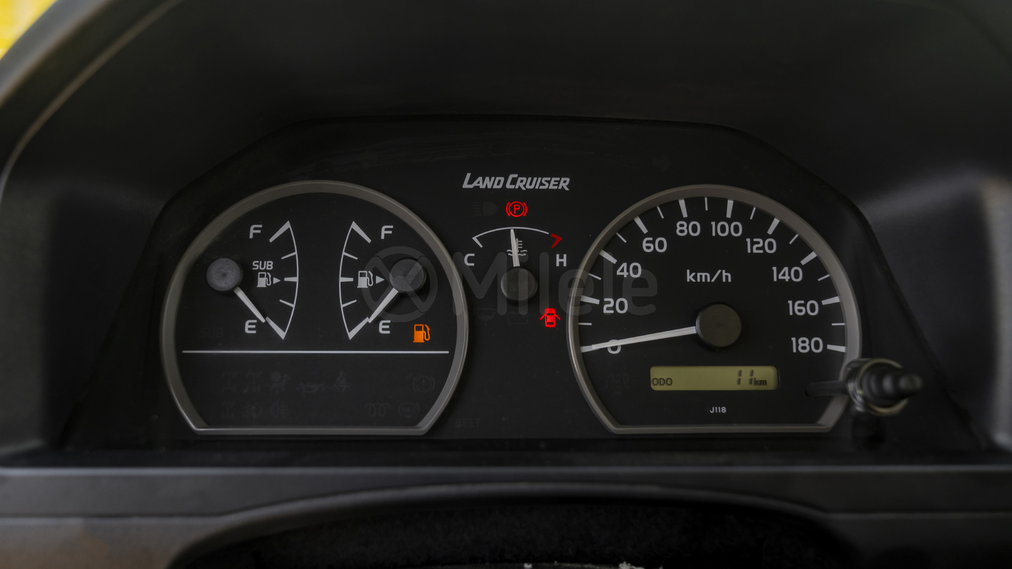 
								(LHD) TOYOTA LC78 4.2D MT 4X4 MY2025 – WHITE full									