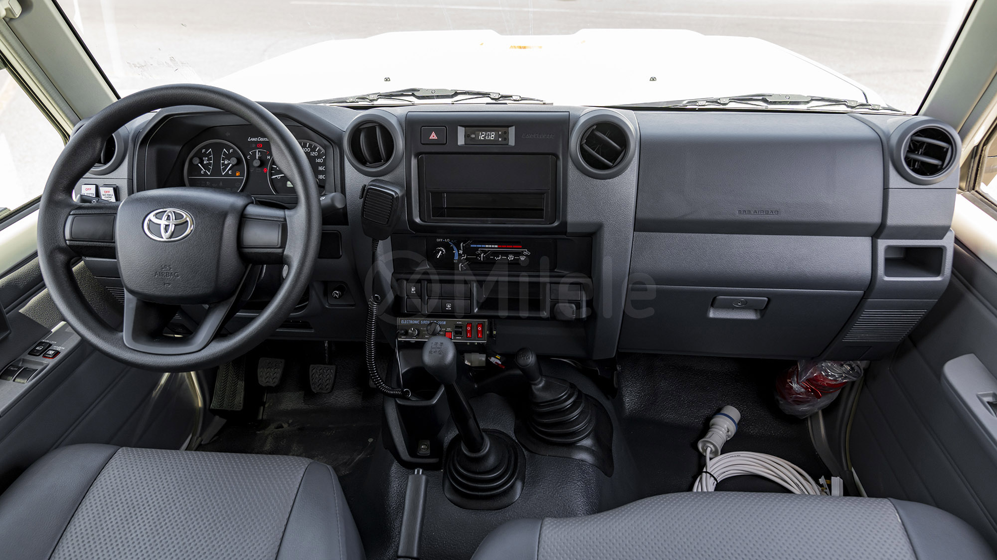 
								(LHD) TOYOTA LC78 AMBULANCE 4.2D MT MY2026 – WHITE full									