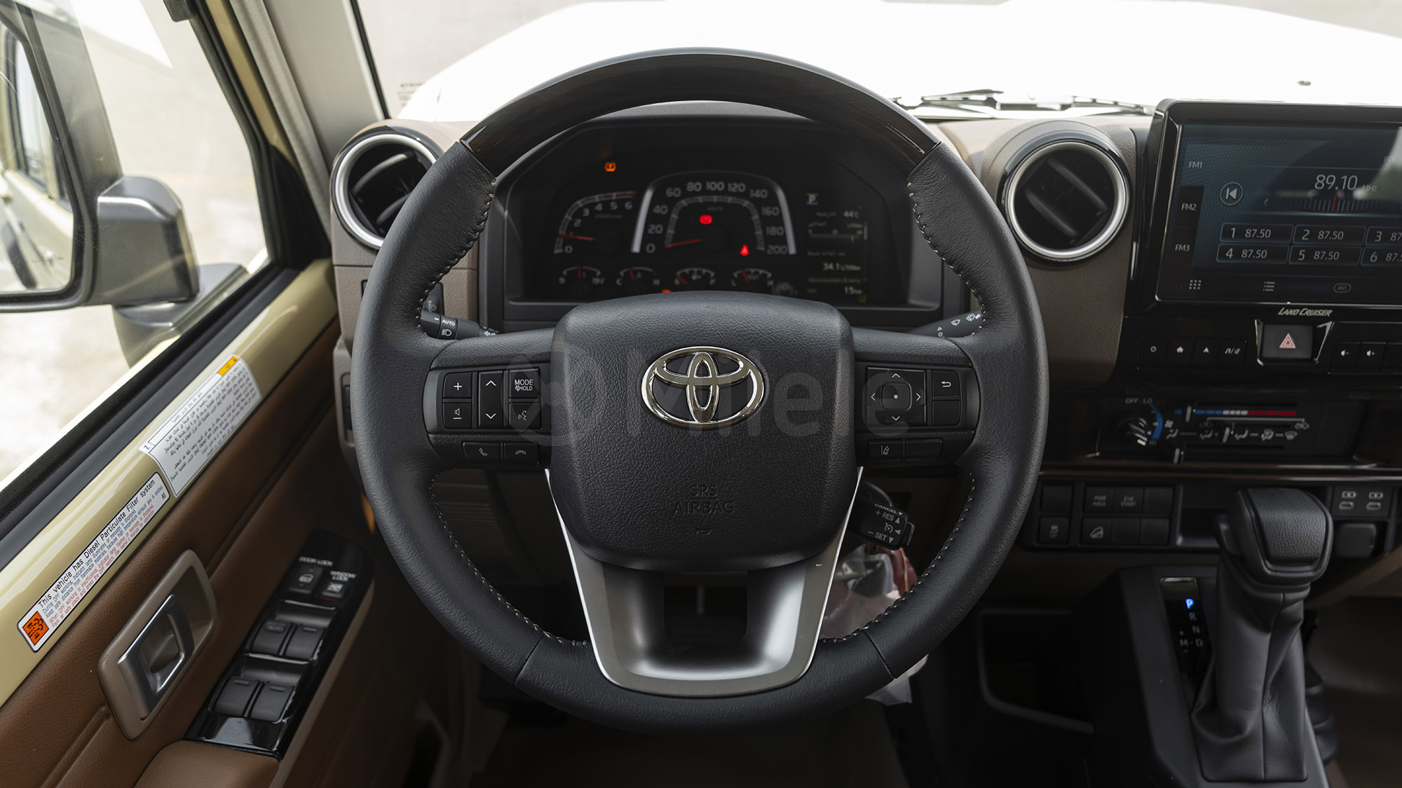 
								(LHD) TOYOTA LC79DC 2.8D AT MY2025 – BEIGE full									