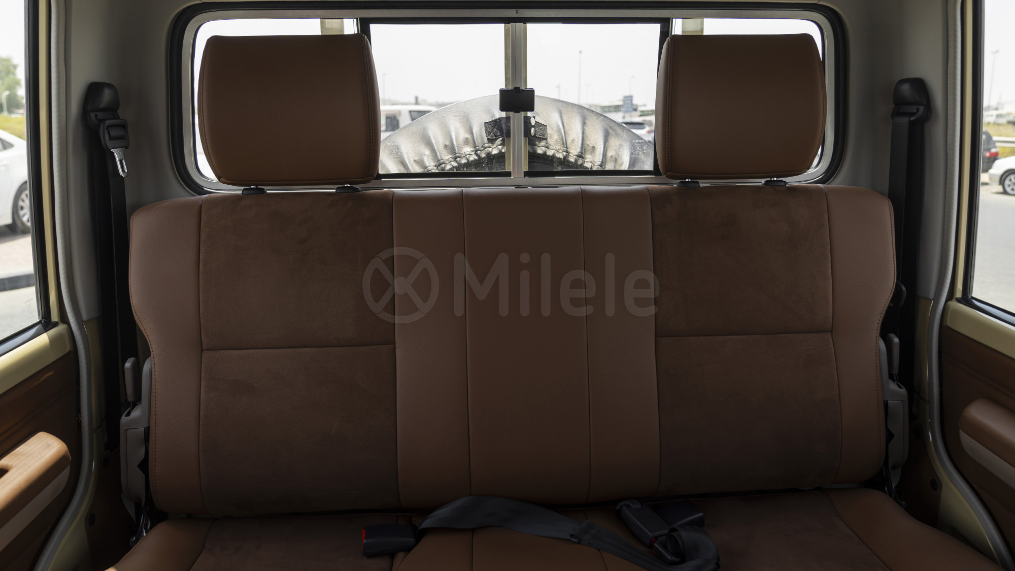 
								(LHD) TOYOTA LC79DC 2.8D AT MY2025 – BEIGE full									