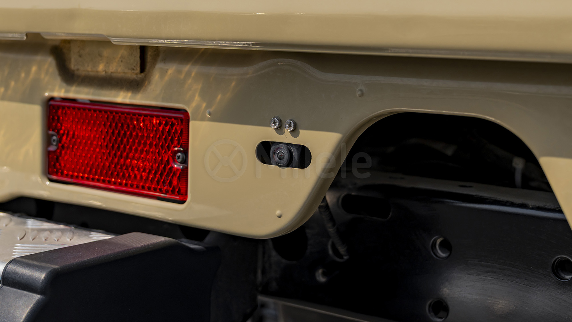 
								(LHD) TOYOTA LC79DC 2.8D AT 4X4 MY2025 – BEIGE full									
