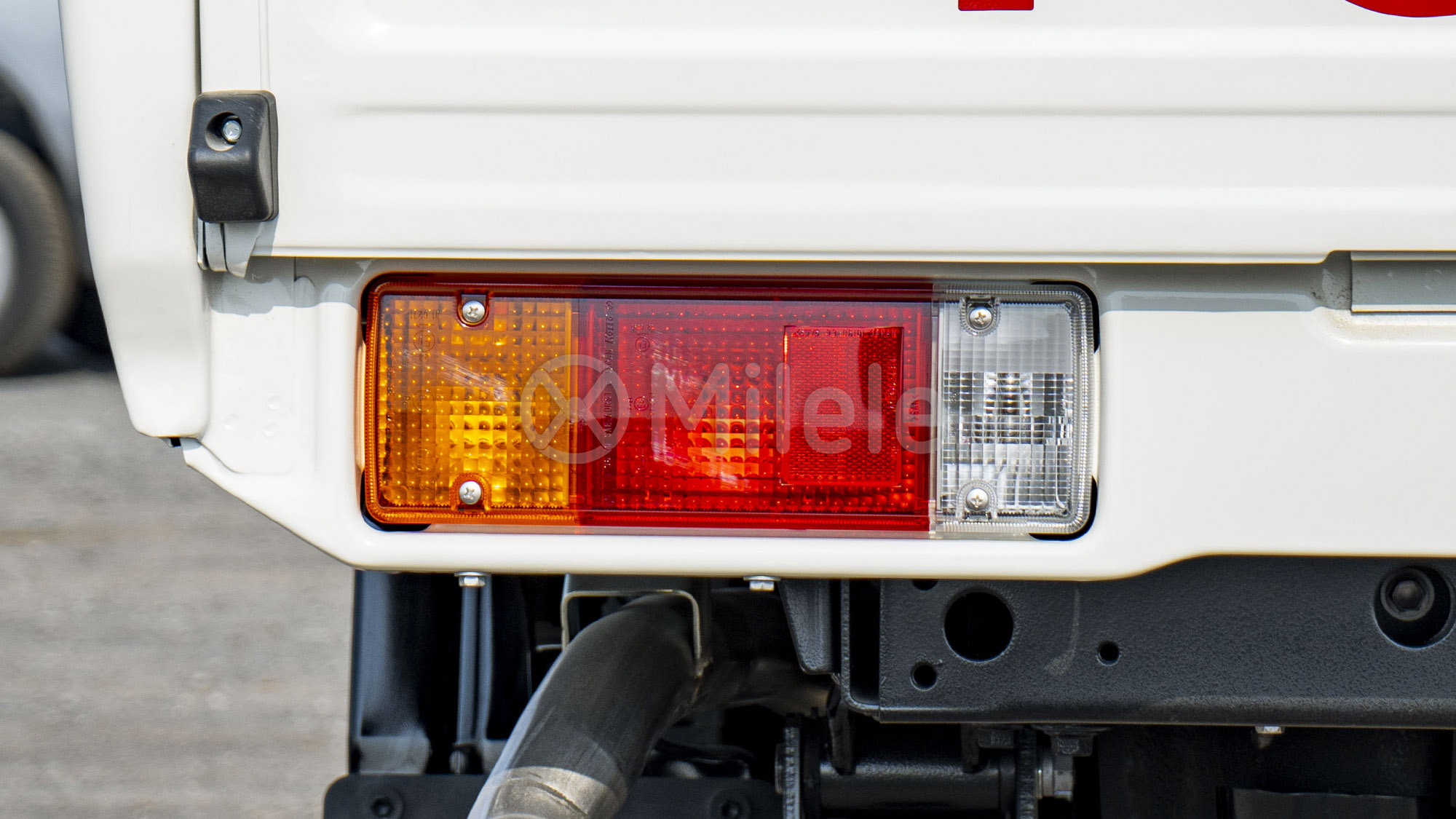 
(LHD) TOYOTA LC79DC 4.0P MT MY2025 – WHITE full									