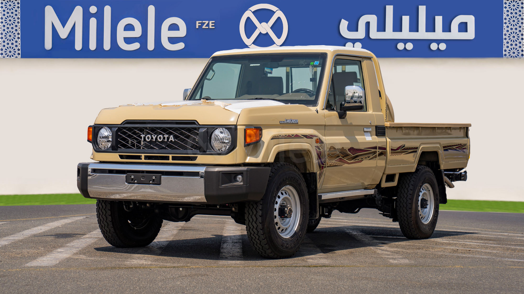 
(LHD) TOYOTA LC79SC 2.8D MT MY2025 – BEIGE full									