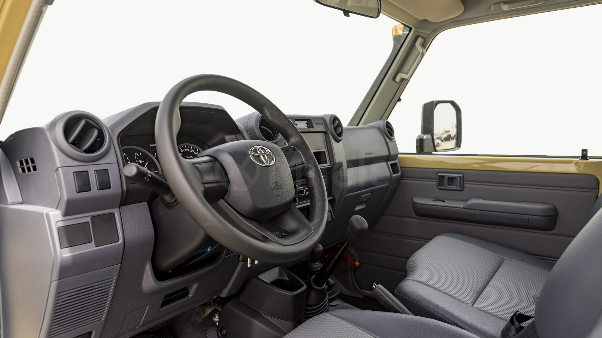 
(LHD) TOYOTA LC79SC 4.0P MT 4X4 MY2025 – BEIGE full									