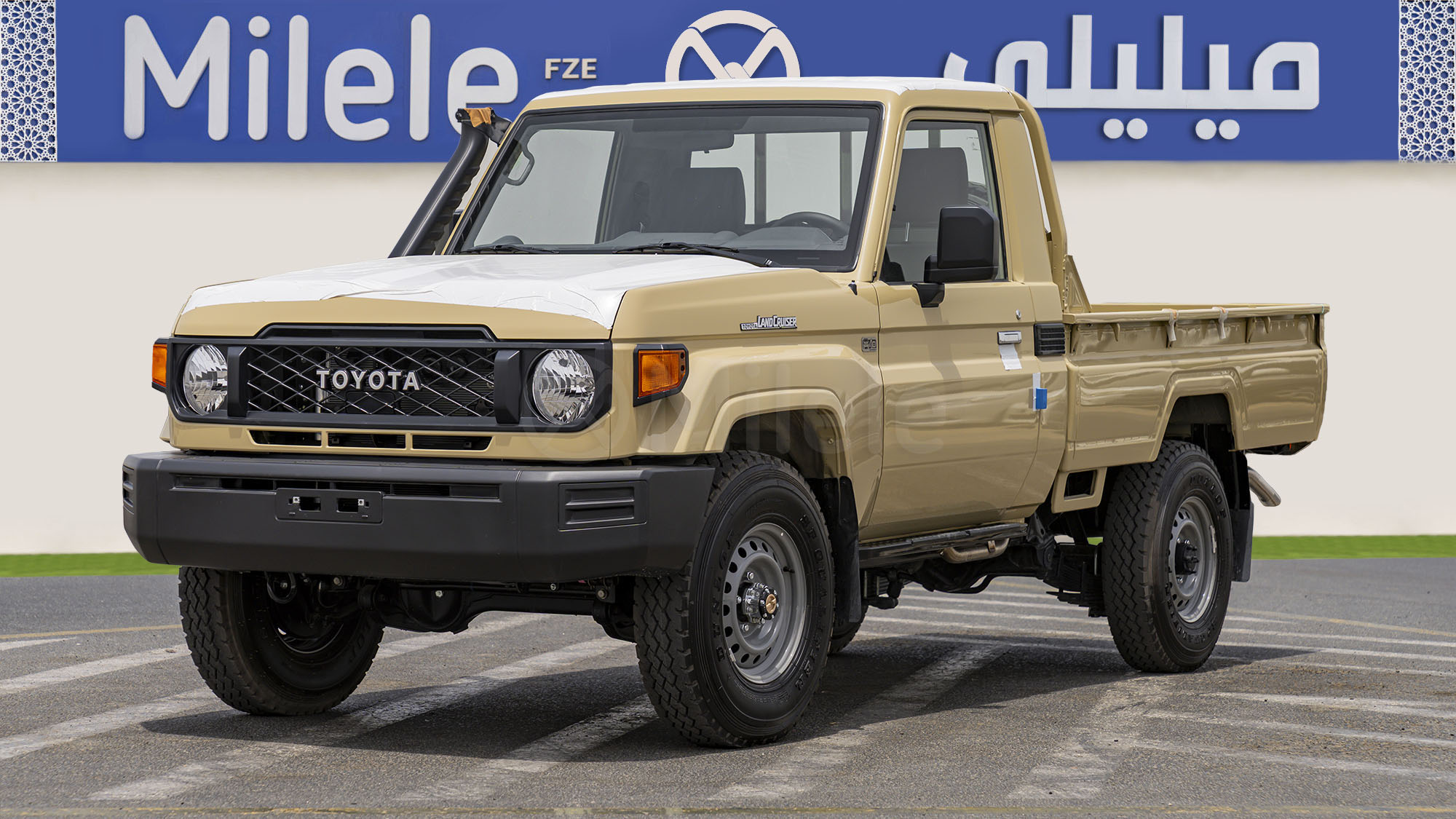 
(LHD) TOYOTA LC79SC 4.0P MT 4X4 MY2025 – BEIGE full									