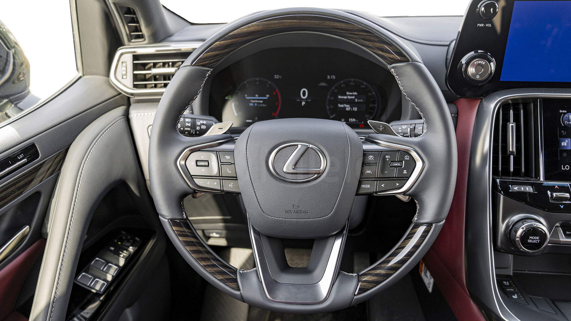 
(LHD) LEXUS LX700 SIGNATURE 3.5P HEV AT 4WD MY2025 – GREEN full									