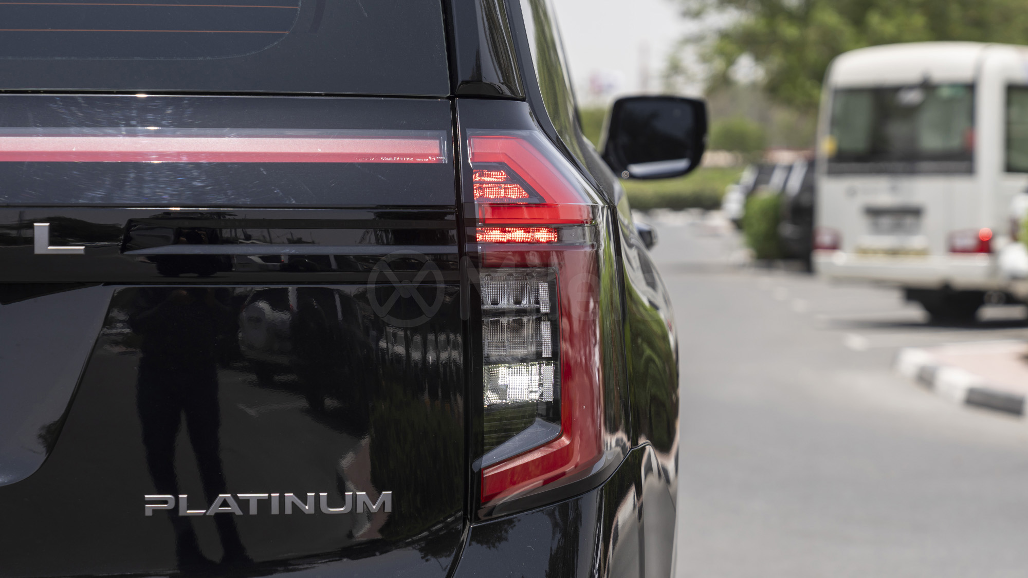 
								(LHD) NISSAN PATROL LE PLATINUM 3.5P AT MY2025 – BLACK full									