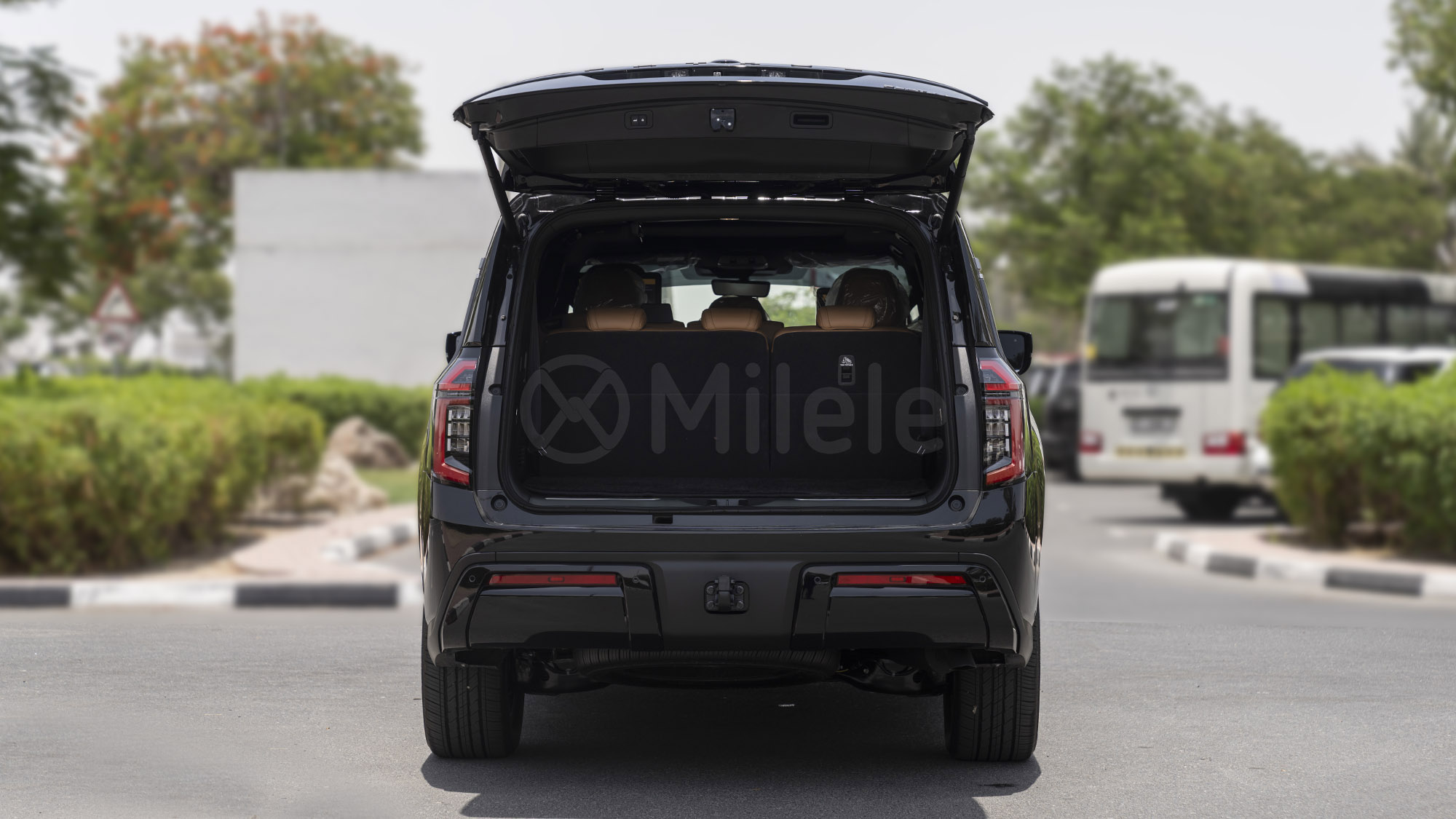 
								(LHD) NISSAN PATROL LE PLATINUM 3.5P AT MY2025 – BLACK full									