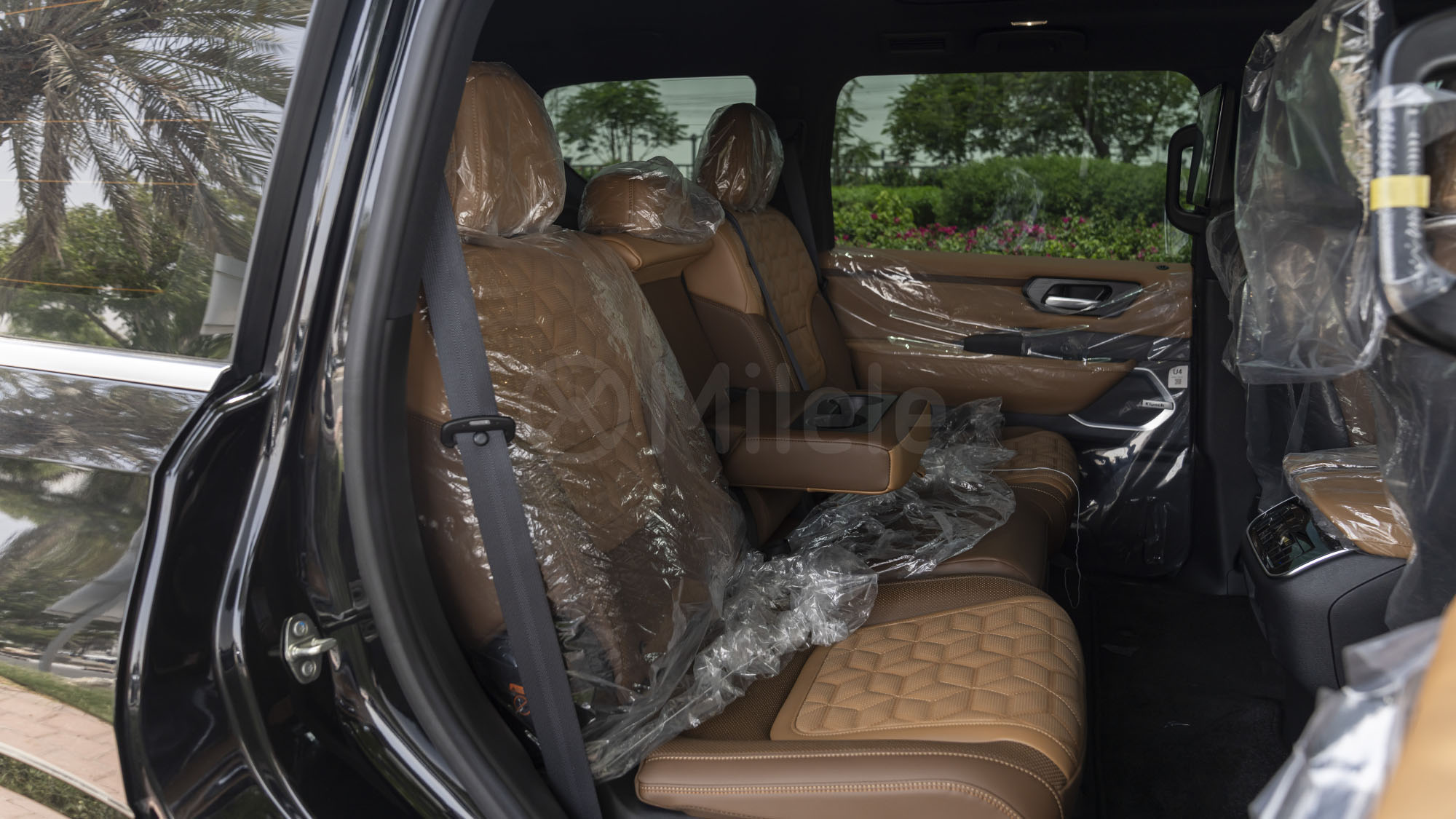 
								(LHD) NISSAN PATROL LE PLATINUM 3.5P AT MY2025 – BLACK full									