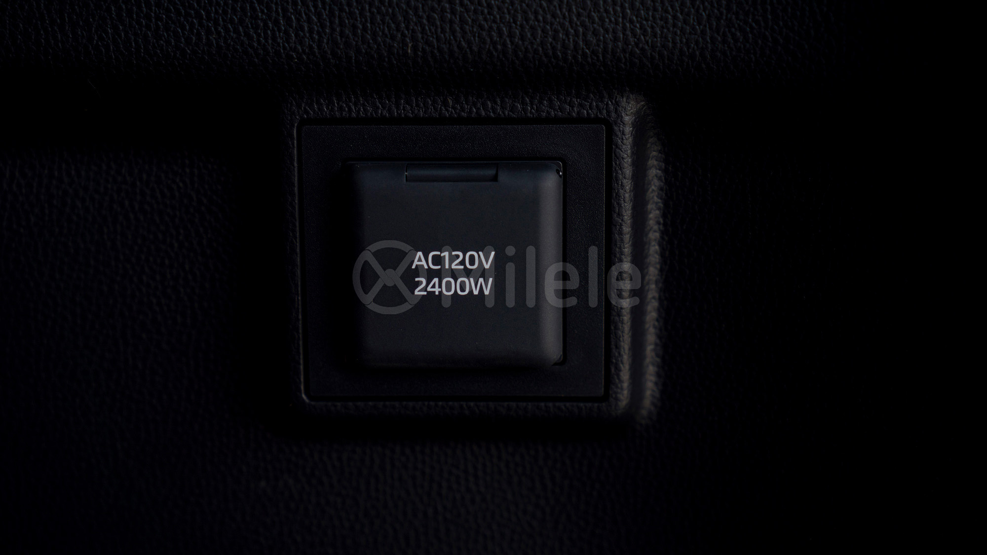 
								(LHD) TOYOTA PRADO 250 PREMIUM 2.4P HEV AT 4X4 MY2025 – BLACK full									