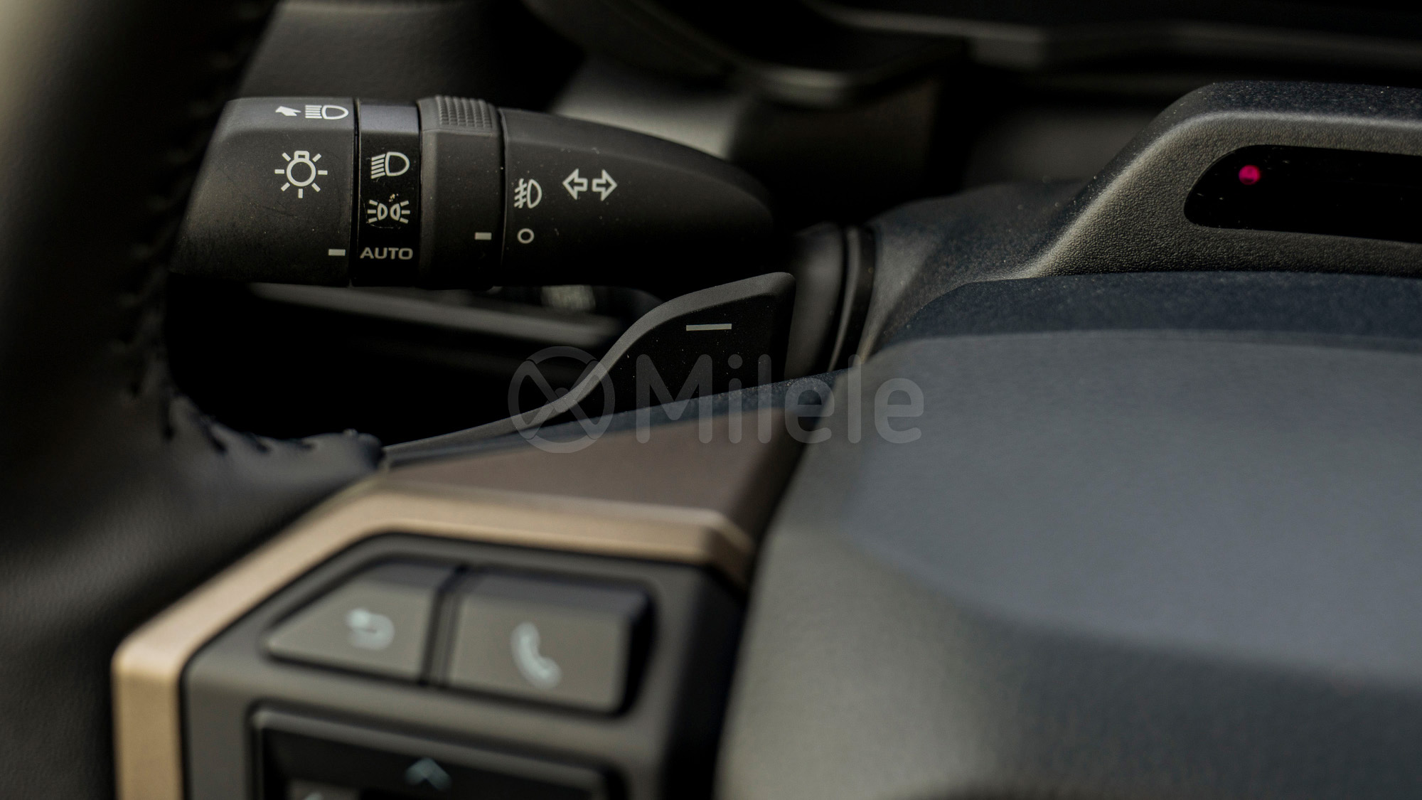 
								(LHD) TOYOTA PRADO 250 PREMIUM 2.4P HEV AT 4X4 MY2025 – BLACK full									