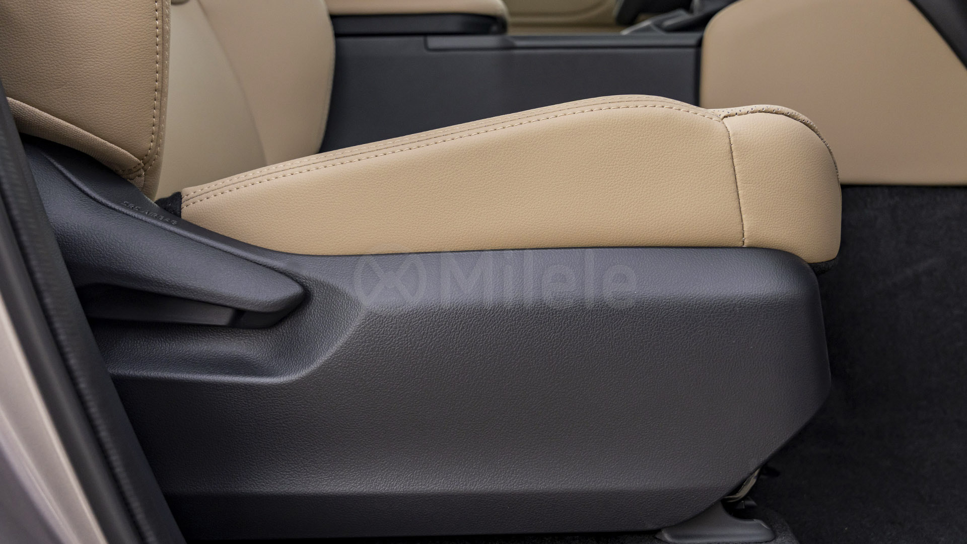 
								(LHD) TOYOTA PRADO ALR 2.4P AT 4WD MY2026 – AVANTGARDEBRONZE full									
