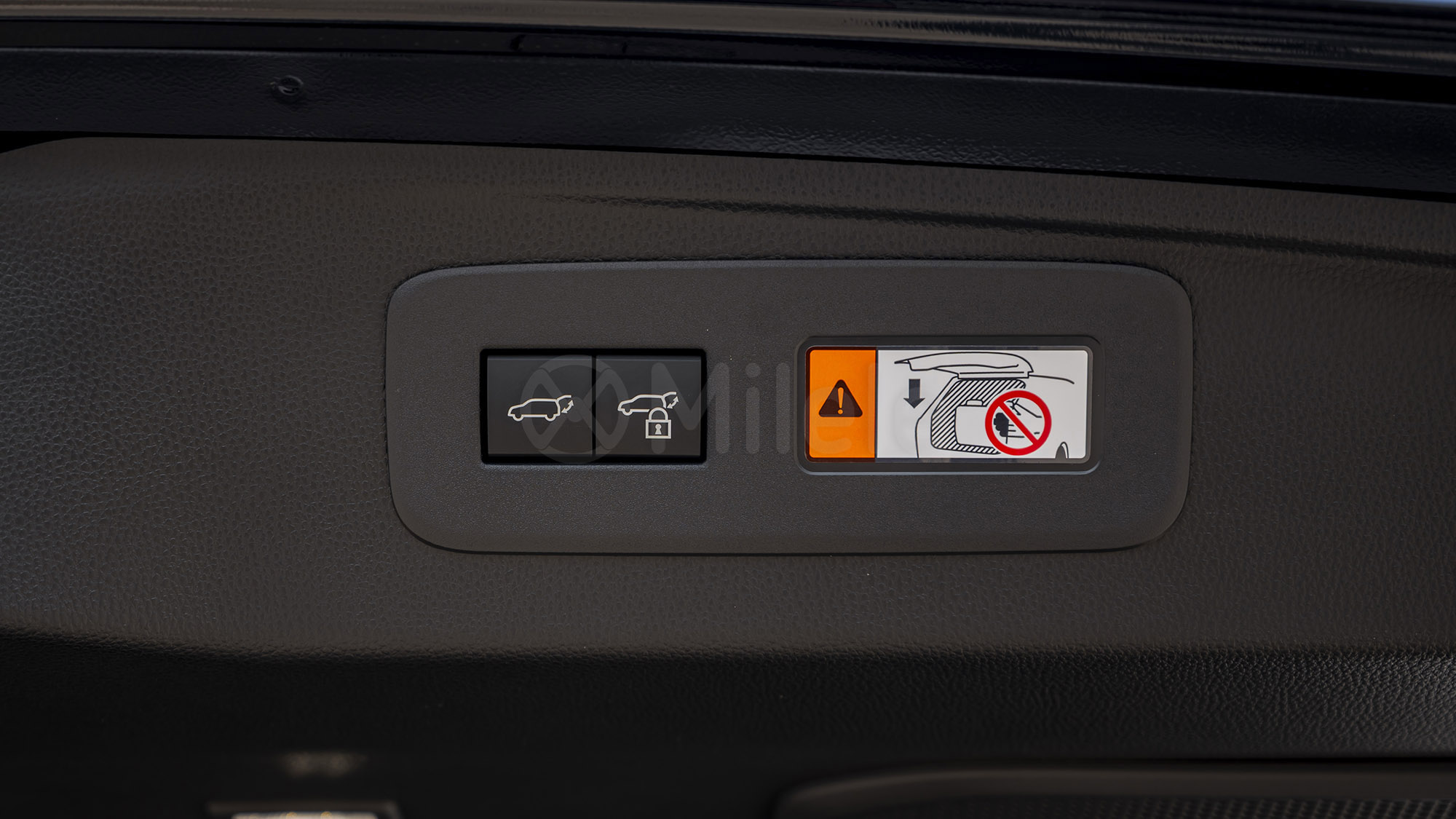 
								(LHD) TOYOTA PRADO 250 WX ADVENTURE 2.8D AT MY2026 – ATTITUDE BLACK full									