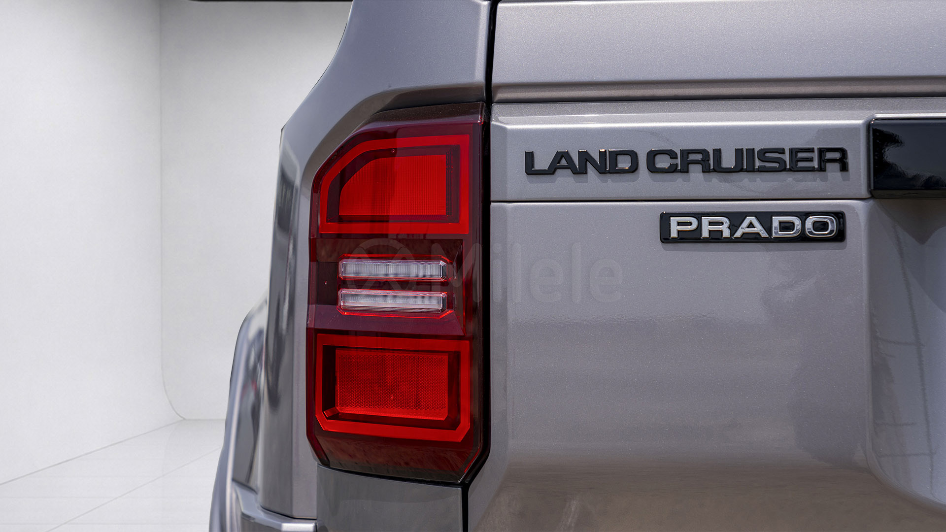 
								(LHD) TOYOTA PRADO 250 VX PREMIUM 2.8D AT MY2026 – BRONZE full									