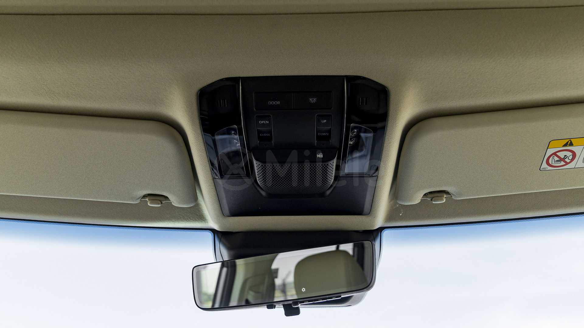 
								(LHD) TOYOTA PRADO 250 VX PREMIUM 2.8D AT MY2026 – BRONZE full									
