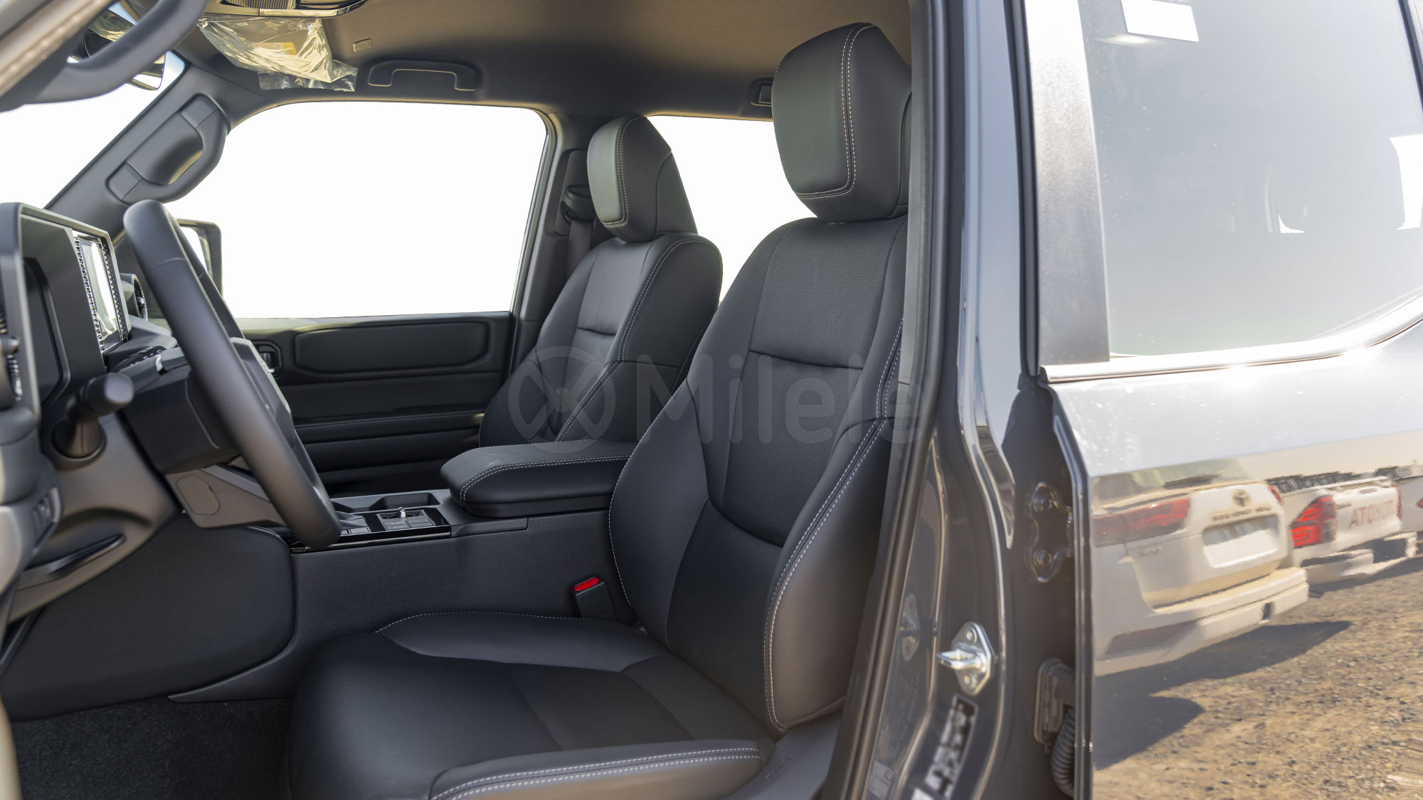
								(LHD) TOYOTA PRADO 250 TXL 2.8D AT MY2026 – GREY full									