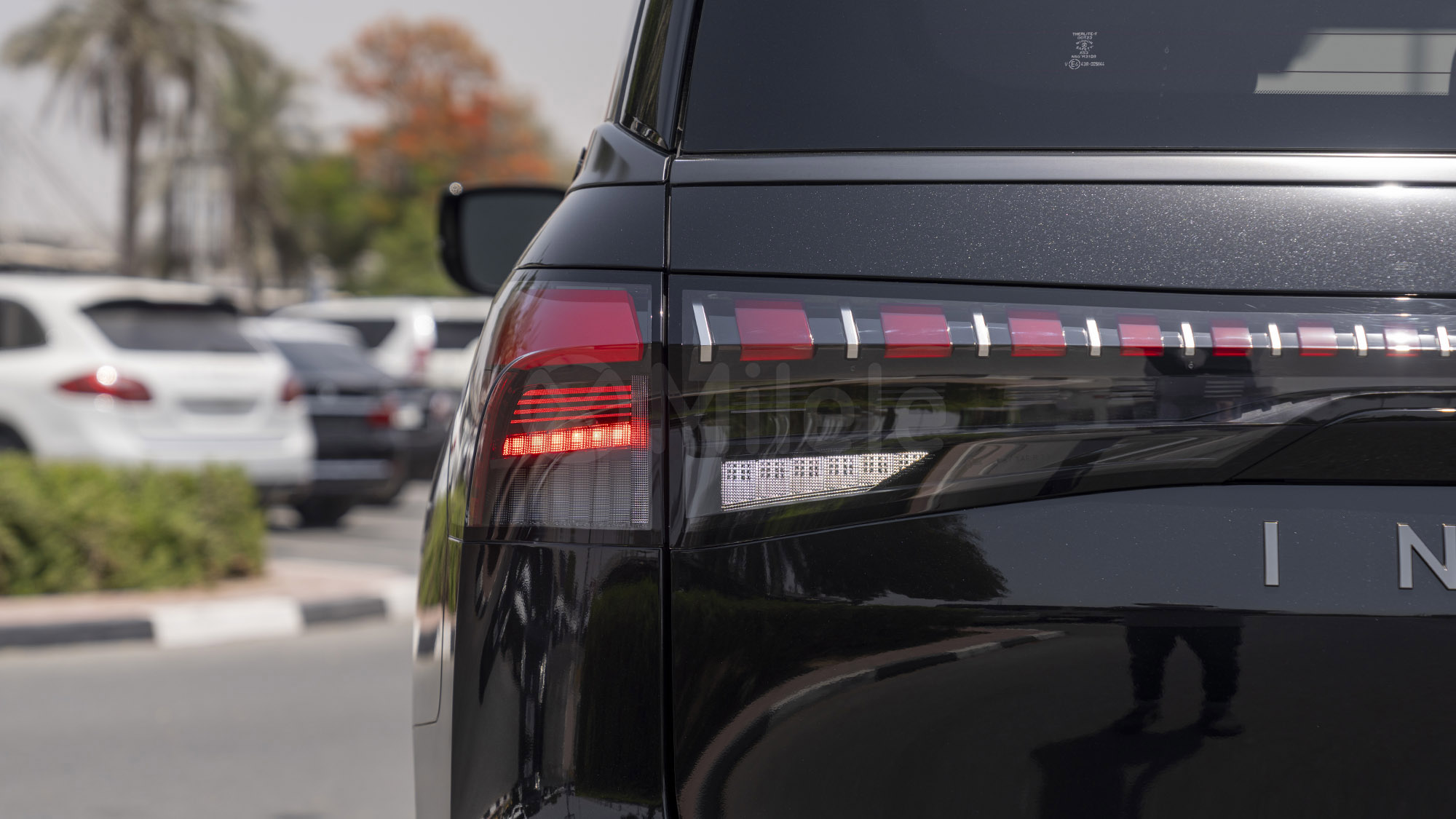 
								(LHD) INFINITI QX80 AUTOGRAPH 3.5P AT 4X4 MY2025 – BLACK full									