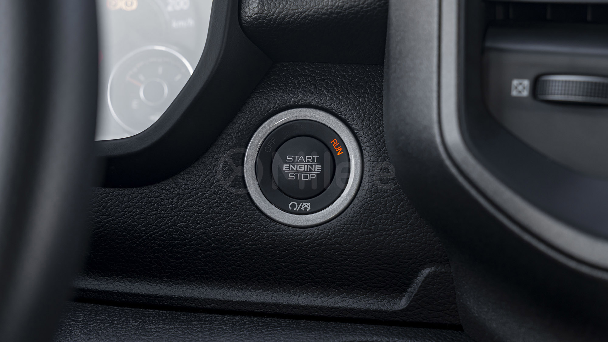 
								(LHD) DODGE RAM 1500 WARLOCK 3.0P AT 4X4 MY2025 – BLACK full									