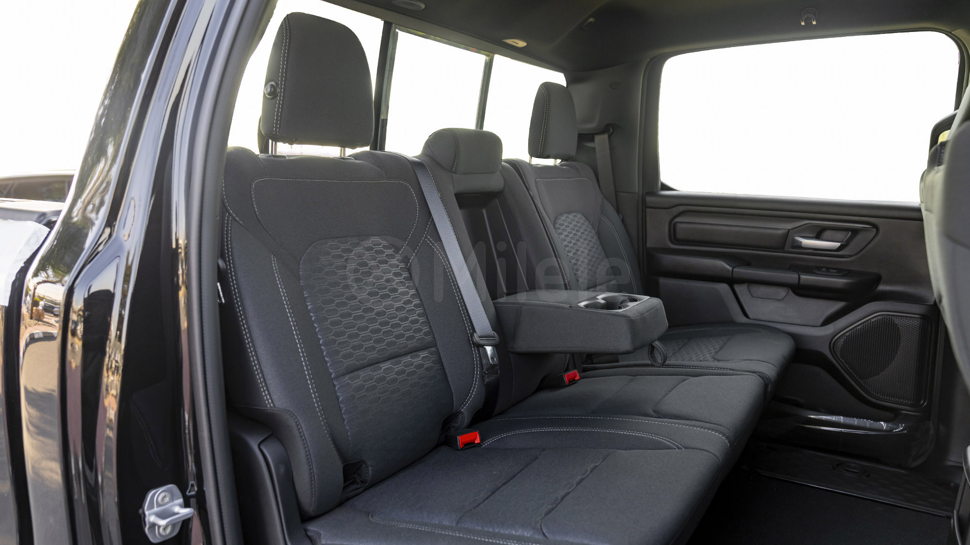 
								(LHD) DODGE RAM 1500 WARLOCK 3.0P AT 4X4 MY2025 – BLACK full									