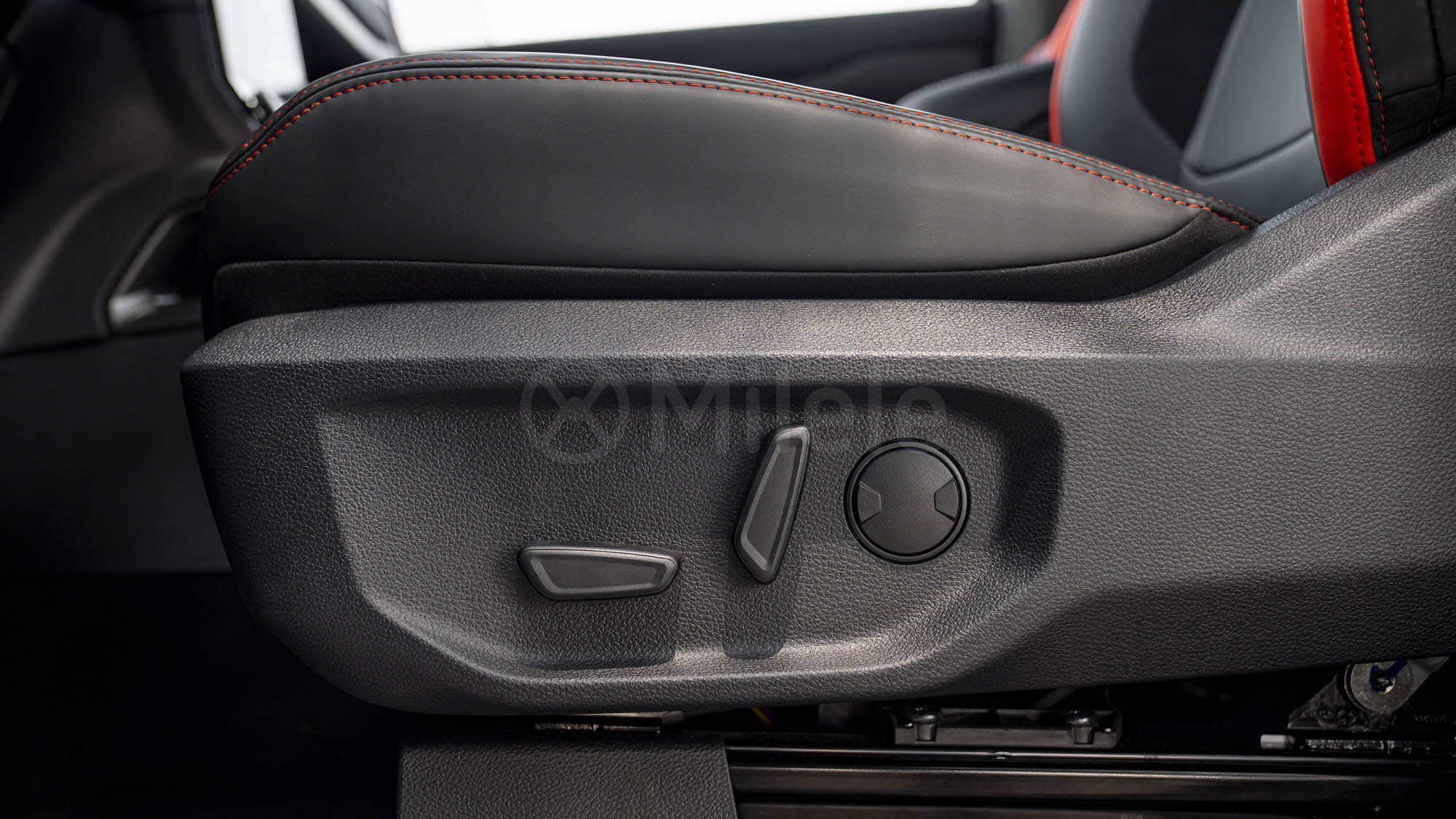
								(LHD) FORD RANGER RAPTOR 3.0 P AT MY2025 – BLACK full									