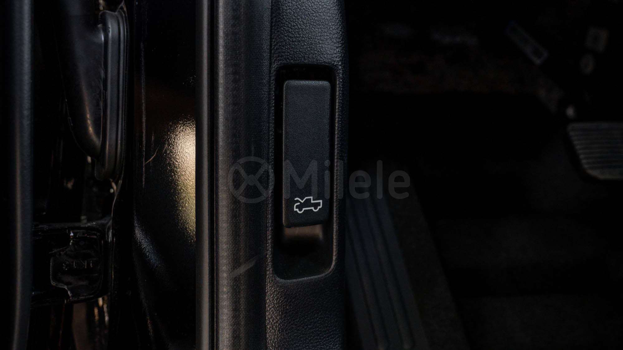 
								(LHD) FORD RANGER RAPTOR 3.0 P AT MY2025 – BLACK full									