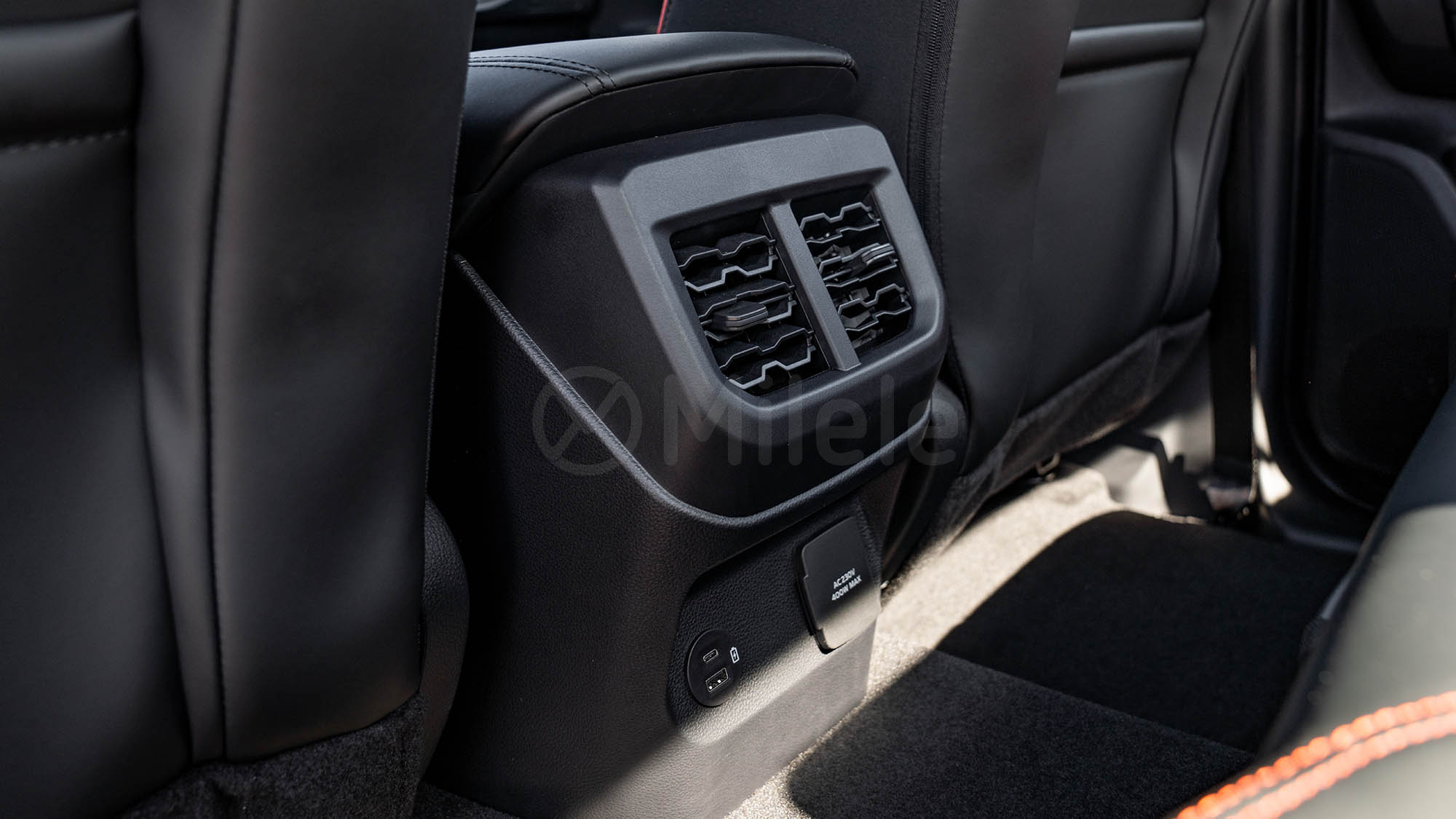 
								(LHD) FORD RANGER RAPTOR 3.0 P AT MY2025 – BLACK full									