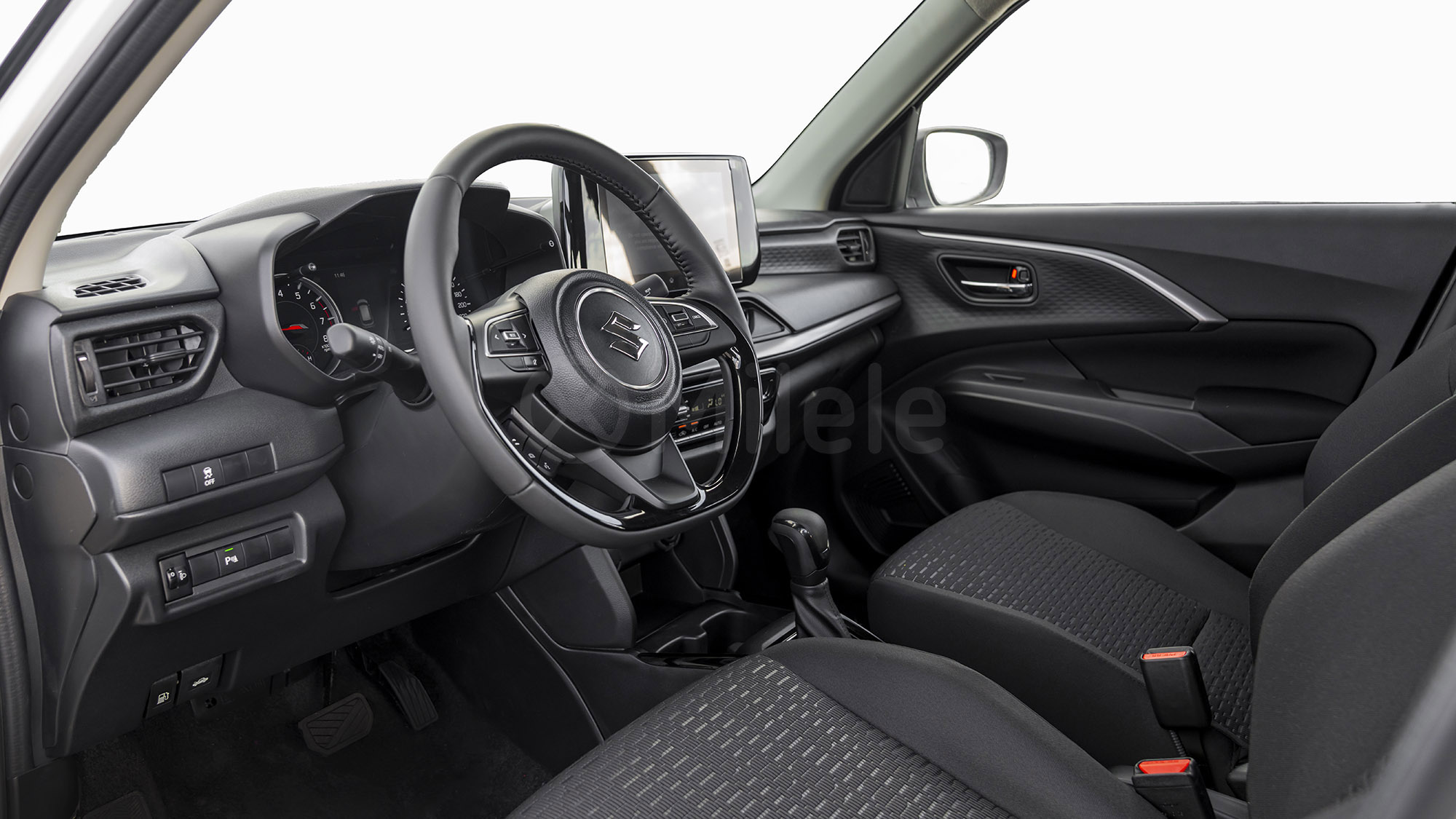 
								(LHD) SUZUKI SWIFT GLX 1.2P AT MY2026 – BluishBlackPearlRoofArcticWhiteBody full									