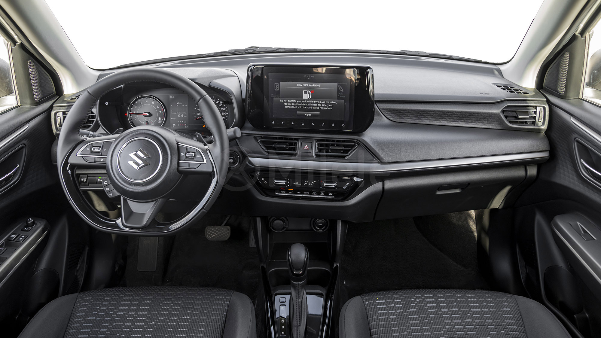 
								(LHD) SUZUKI SWIFT GLX 1.2P AT MY2026 – BluishBlackPearlRoofArcticWhiteBody full									
