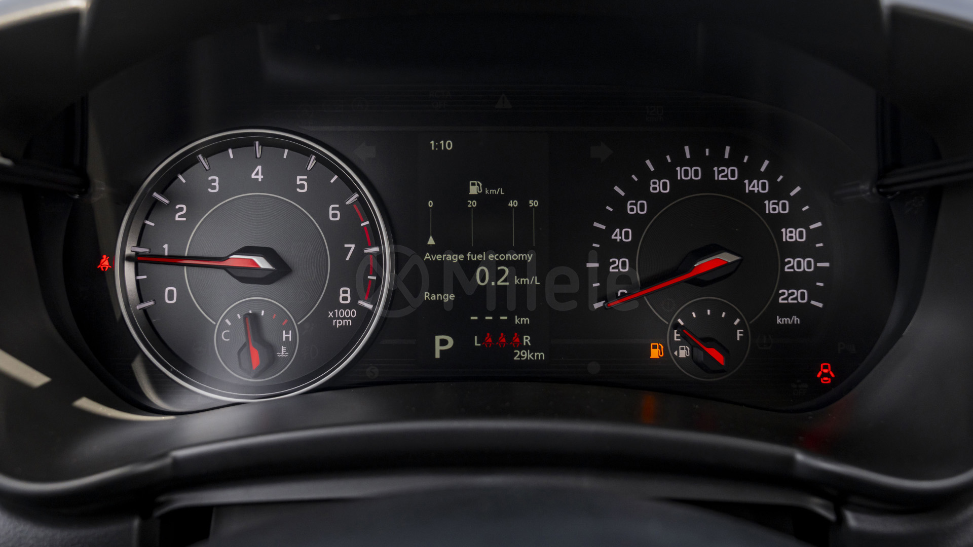 
								(LHD) SUZUKI SWIFT GLX 1.2P AT FWD MY2026 – SILVER full									