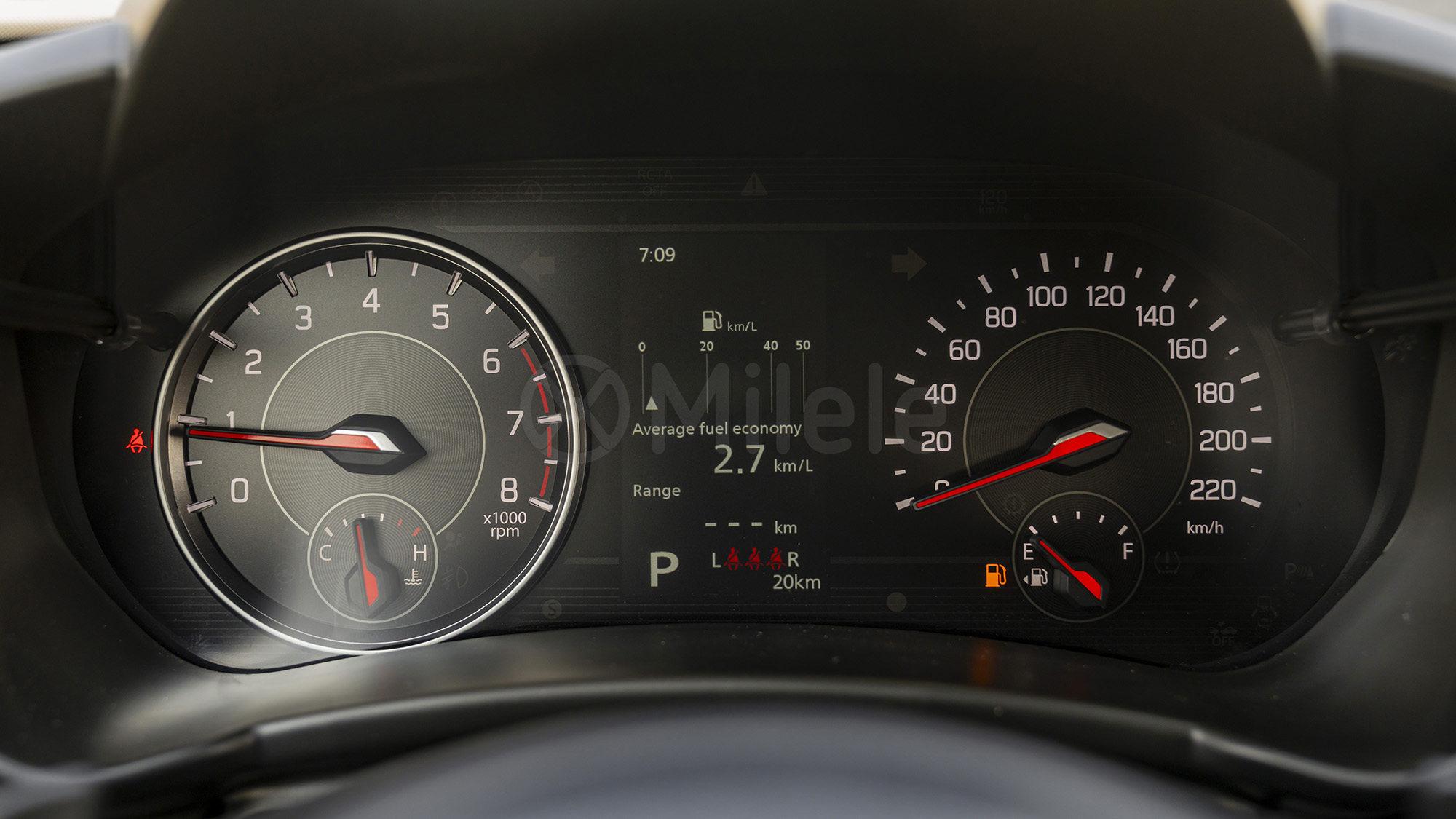 
								(LHD) SUZUKI SWIFT GLX 1.2P AT FWD MY2026 – SILVER full									