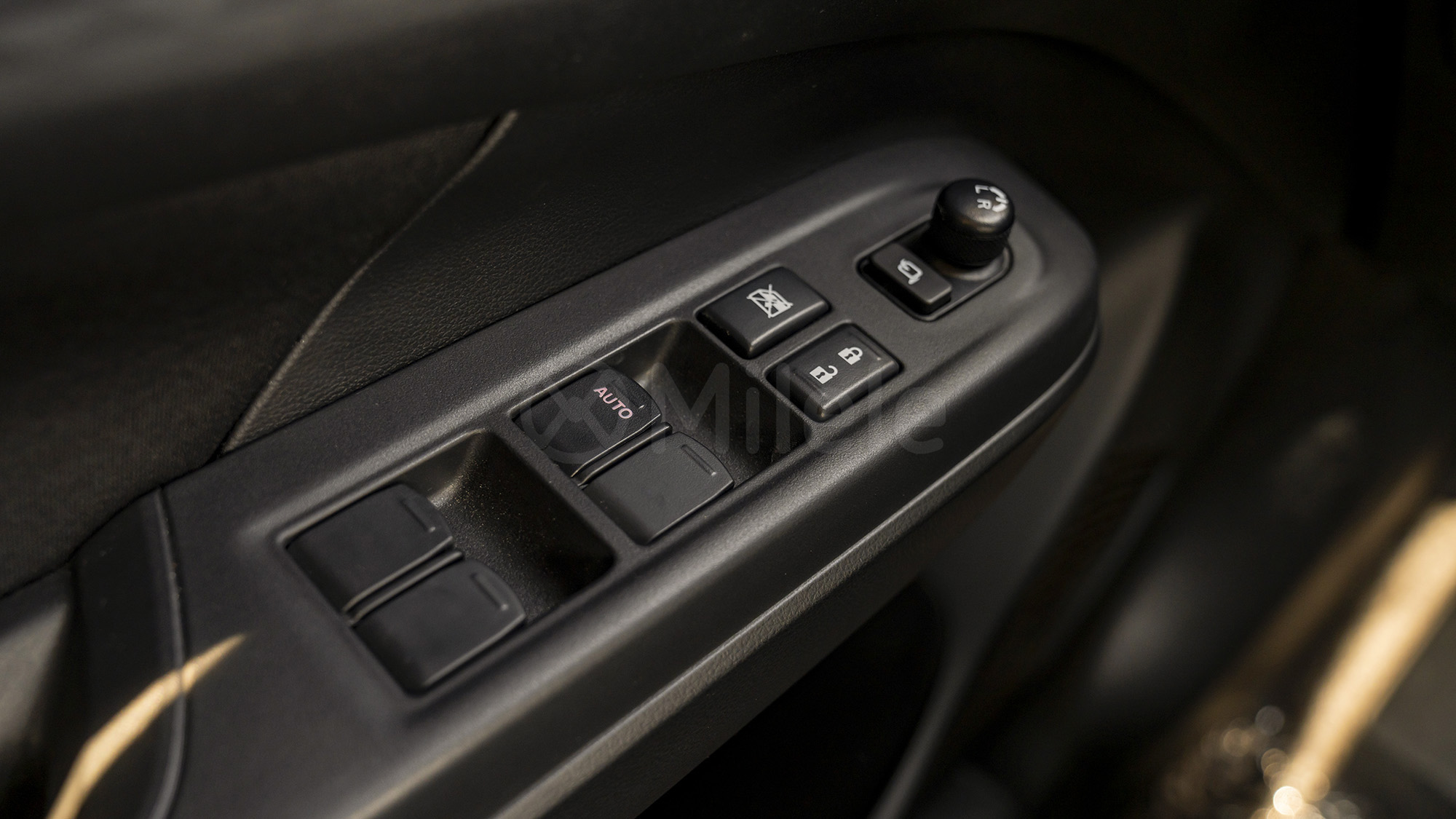 
								(LHD) SUZUKI SWIFT GLX 1.2P AT FWD MY2026 – SILVER full									