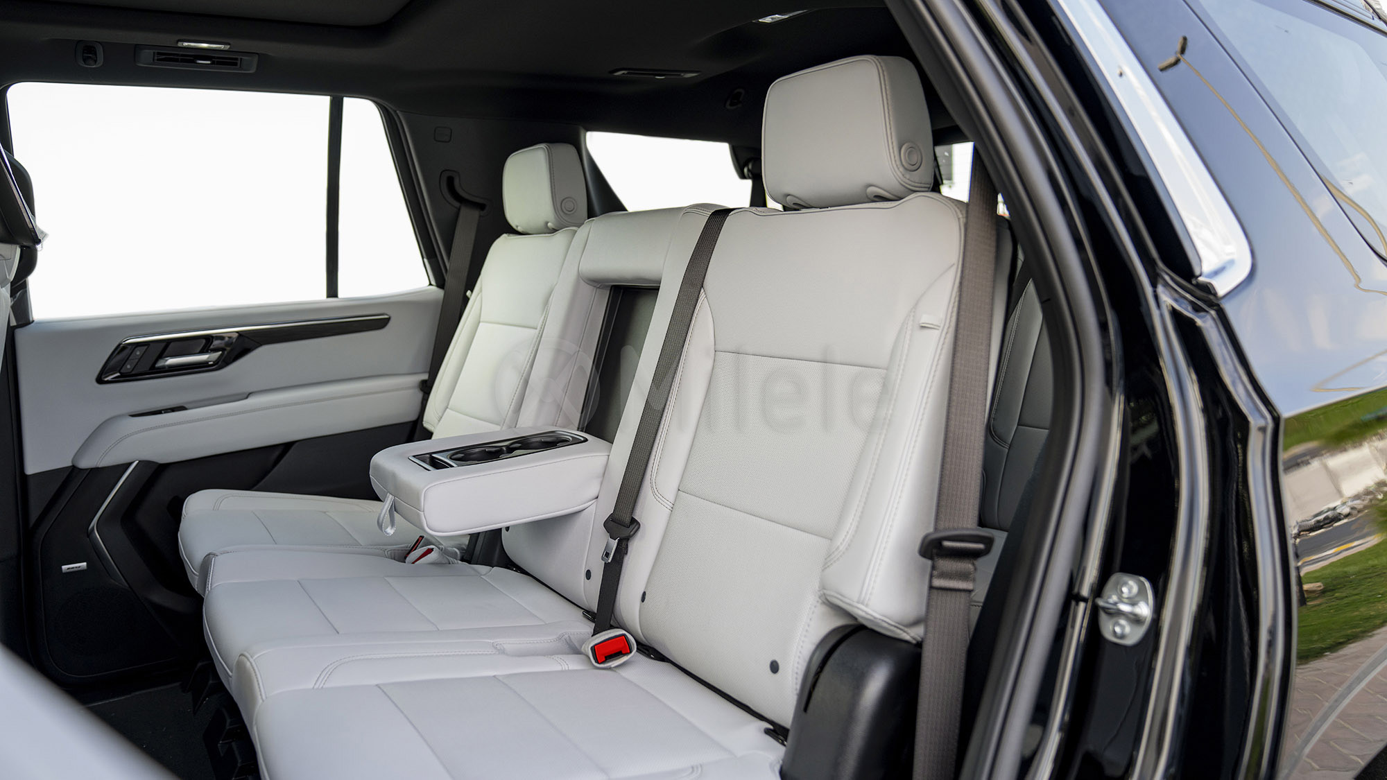 
								(LHD) CHEVROLET TAHOE Premier 5.3P AT MY2025 – BLACK full									