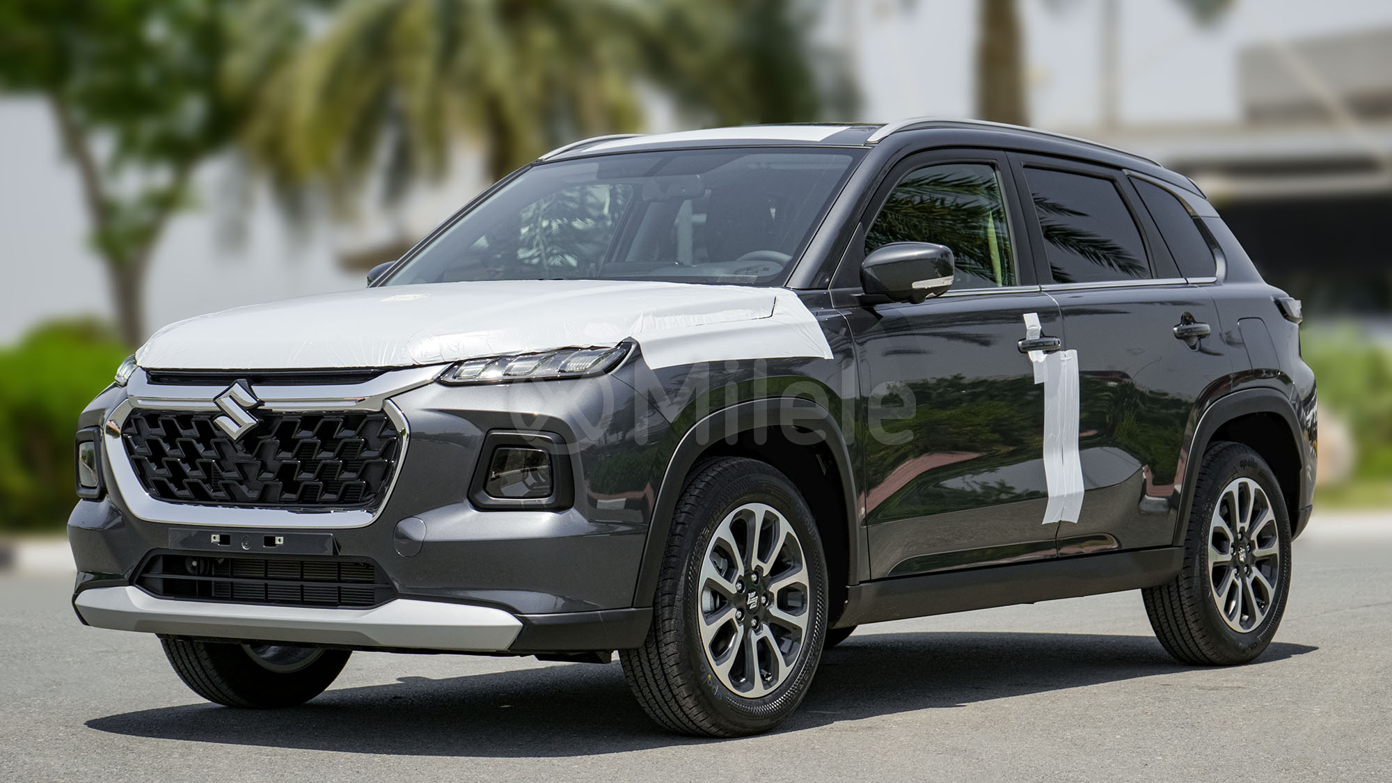
(LHD) SUZUKI VITARA GLX 1.5P AT 4X4 MY2025 – GREY full									