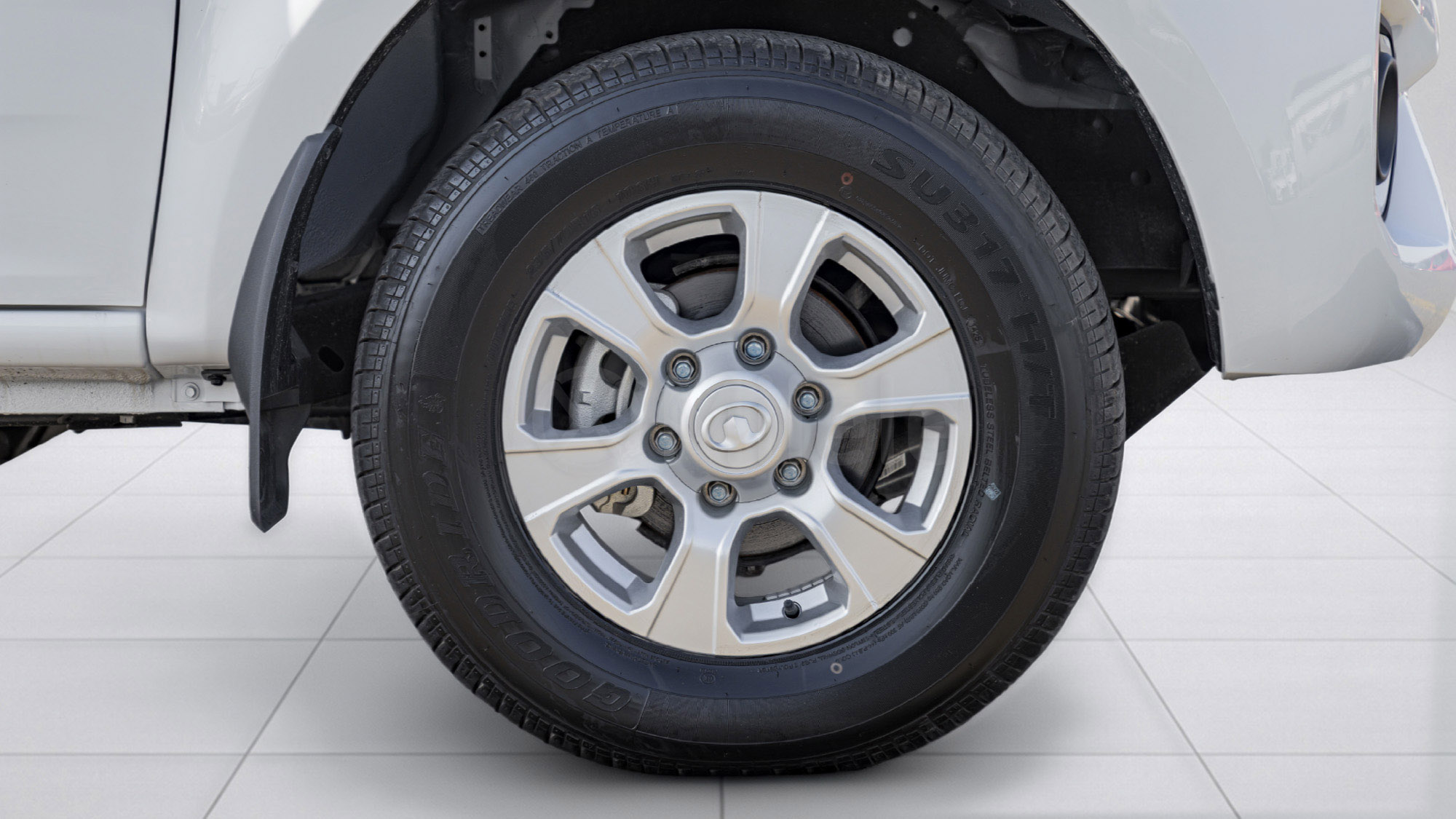 
(LHD) GWM WINGLE 7 LUXURY 2.0D MT 4X4 MY2025 – WHITE full									