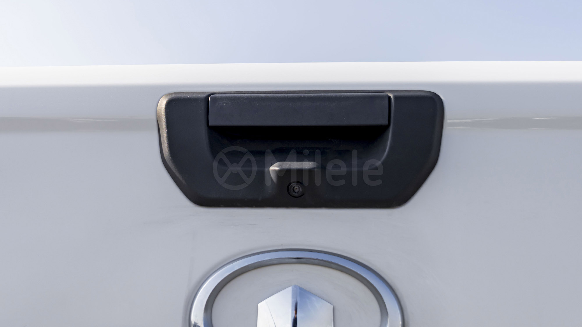 
(LHD) GWM WINGLE 7 LUXURY 2.0D MT 4X4 MY2025 – WHITE full									