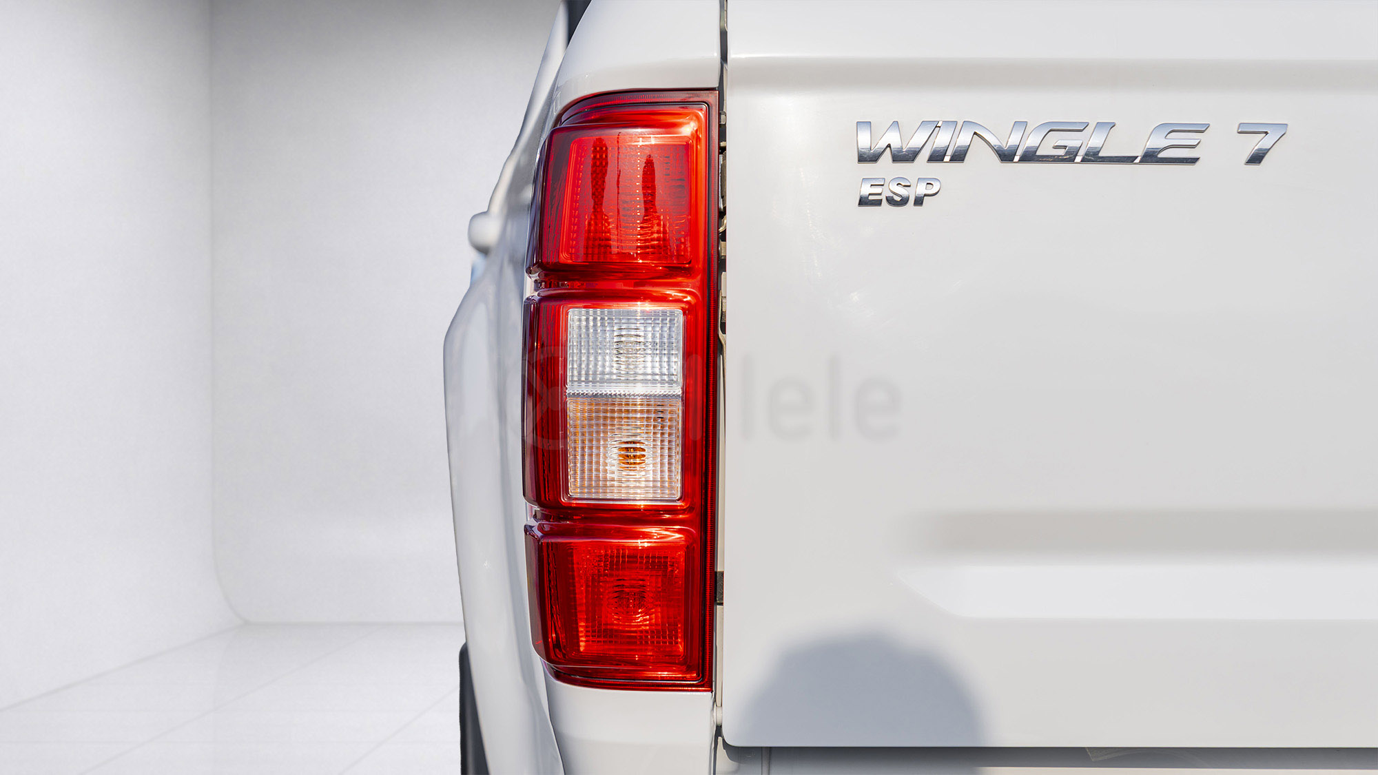 
(LHD) GWM WINGLE 7 LUXURY 2.0D MT 4X4 MY2025 – WHITE full									