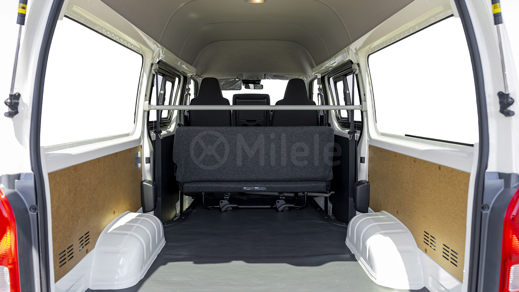 
(RHD) Toyota HIACE VAN LONG DX 2.0P AT MY2025 – WHITE full									