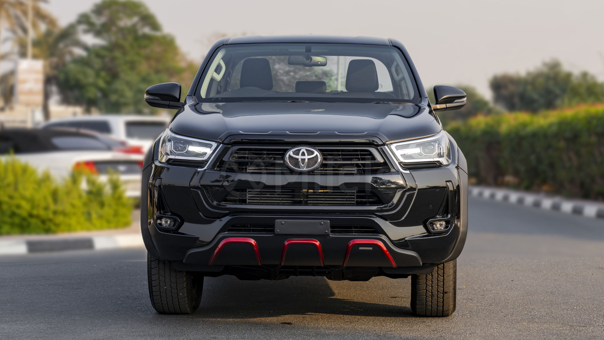 
								(RHD) TOYOTA HILUX DC 2.8D AT 4X4 MY2025 – BLACK full									