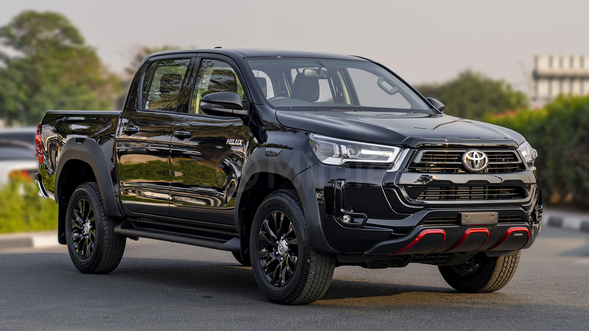 
								(RHD) TOYOTA HILUX DC 2.8D AT 4X4 MY2025 – BLACK full									