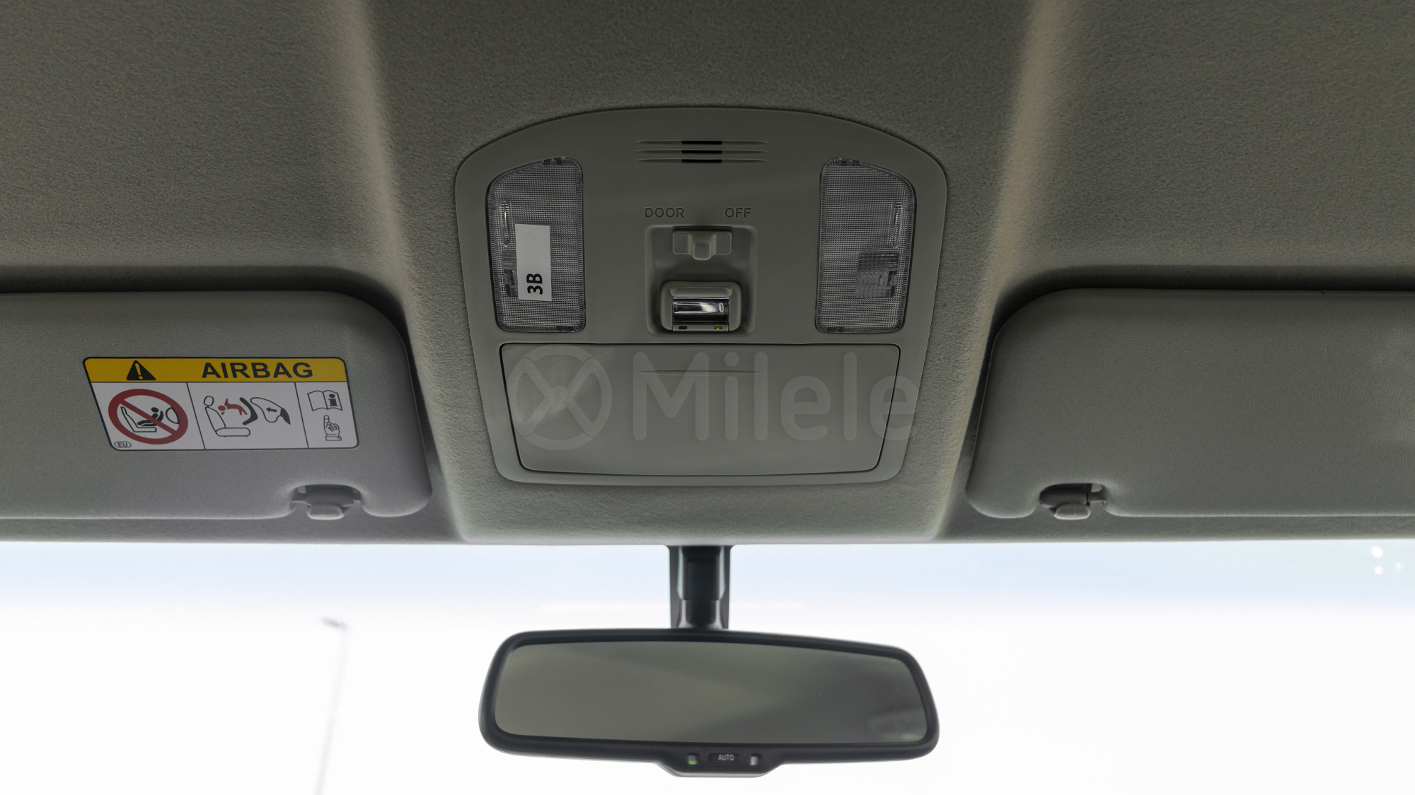 
								(RHD) TOYOTA HILUX DC 2.8D AT 4X4 MY2025 – WHITE full									